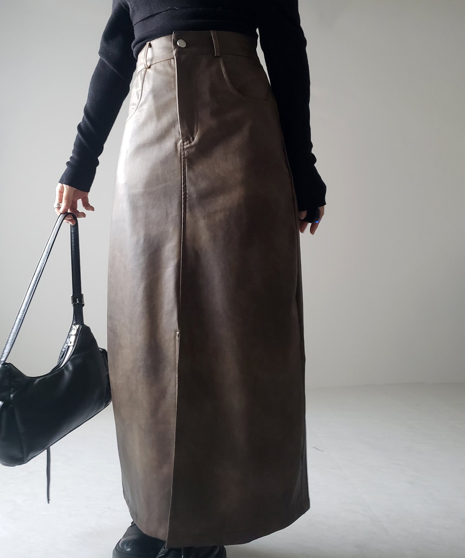 【 3color / 3size 】フロントスリットヴィンテージフェイクレザースカート