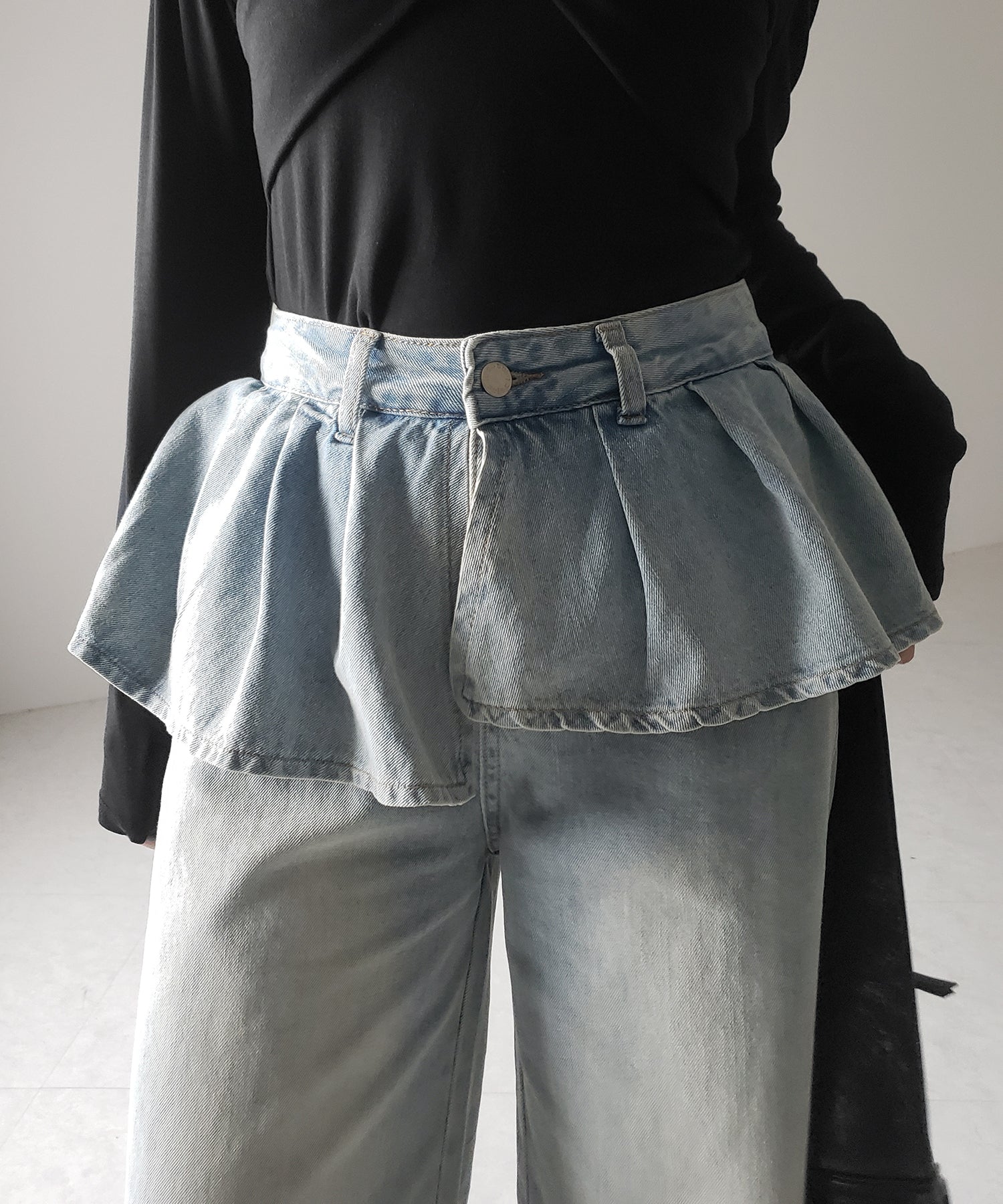 【 2color / 4size 】フリルドッキングレイヤードヴィンテージワイドデニム / frll docking layered vintage wide denim
