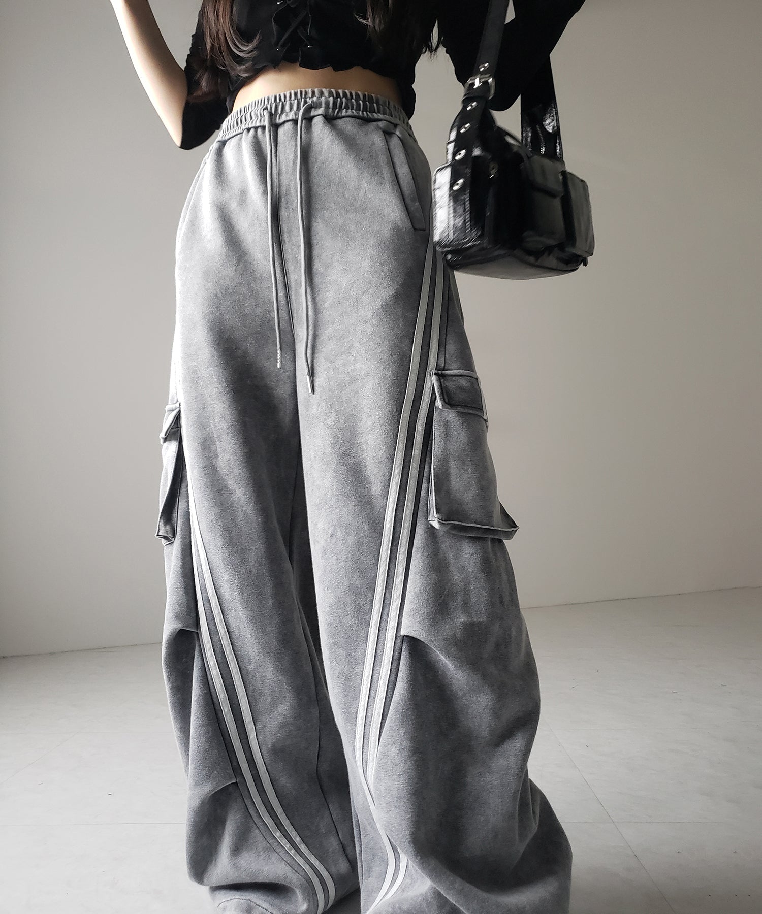 【 裾絞り可能2WAY 】ピグメントヴィンテージサイドラインタックワイドスウェットパンツ / pigment vintage sideline tuck wide sweatpants