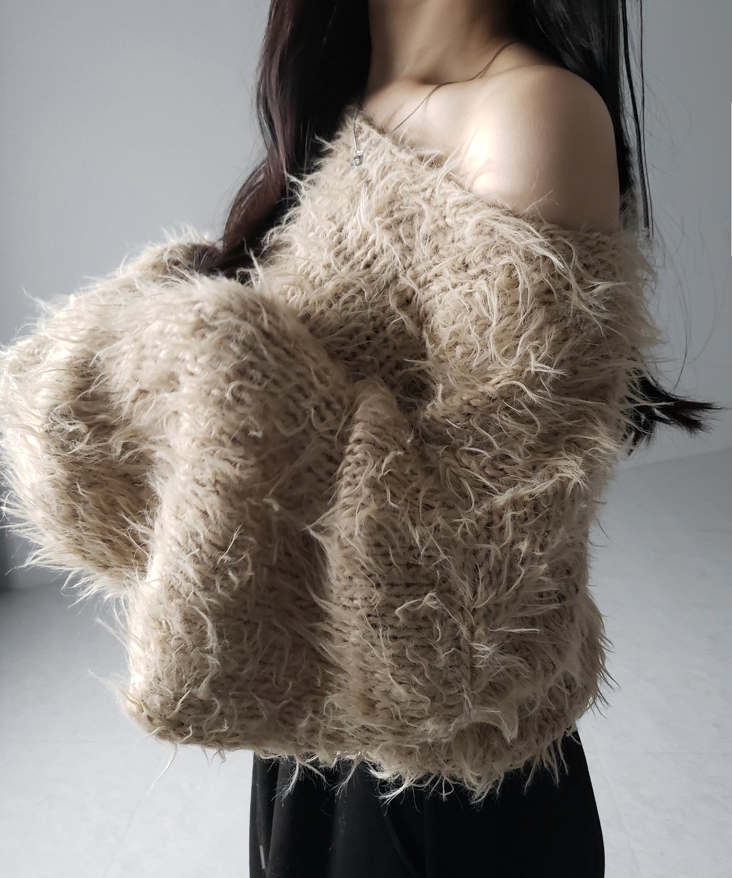 【 選べる6色展開 】フラッフィーシャギールーズショートニット / fluffy shaggy loose short knit