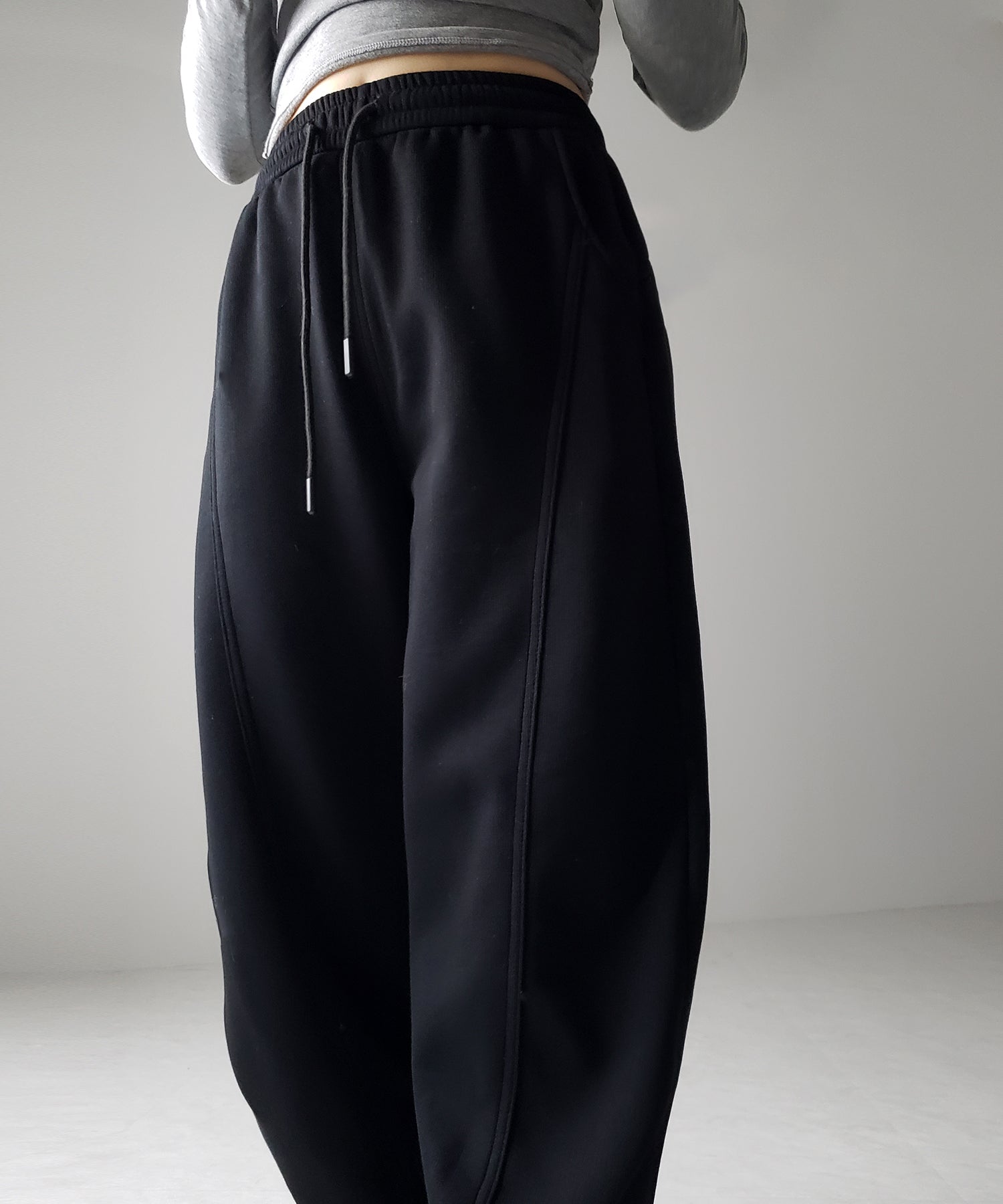 【 裏起毛 】カーブラインサイドタックワイドスウェットパンツ