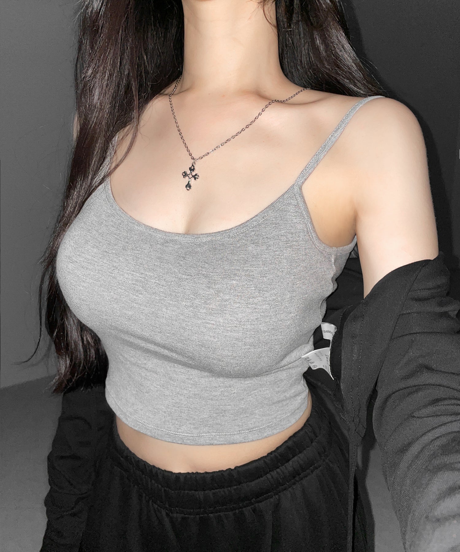 【 カップ付き 】スクエアネックストラップショートキャミソール / square neck strap short camisole