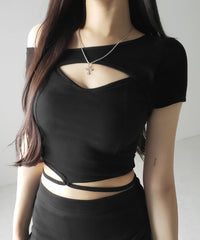 FREE / BLACK
