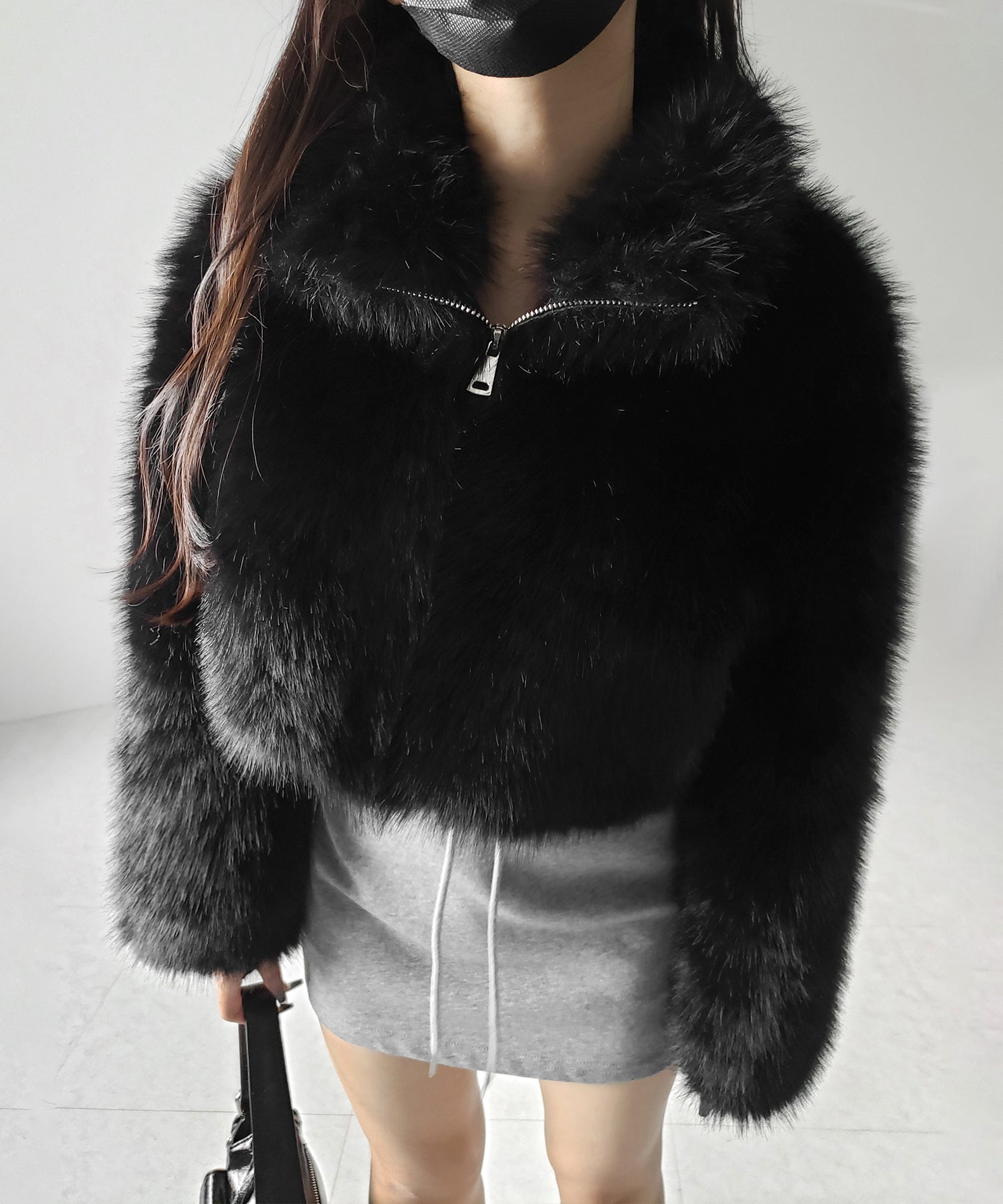 ジップアップスタンドカラーショートフェイクファーコート / zip up stand-collar short fake fur coat