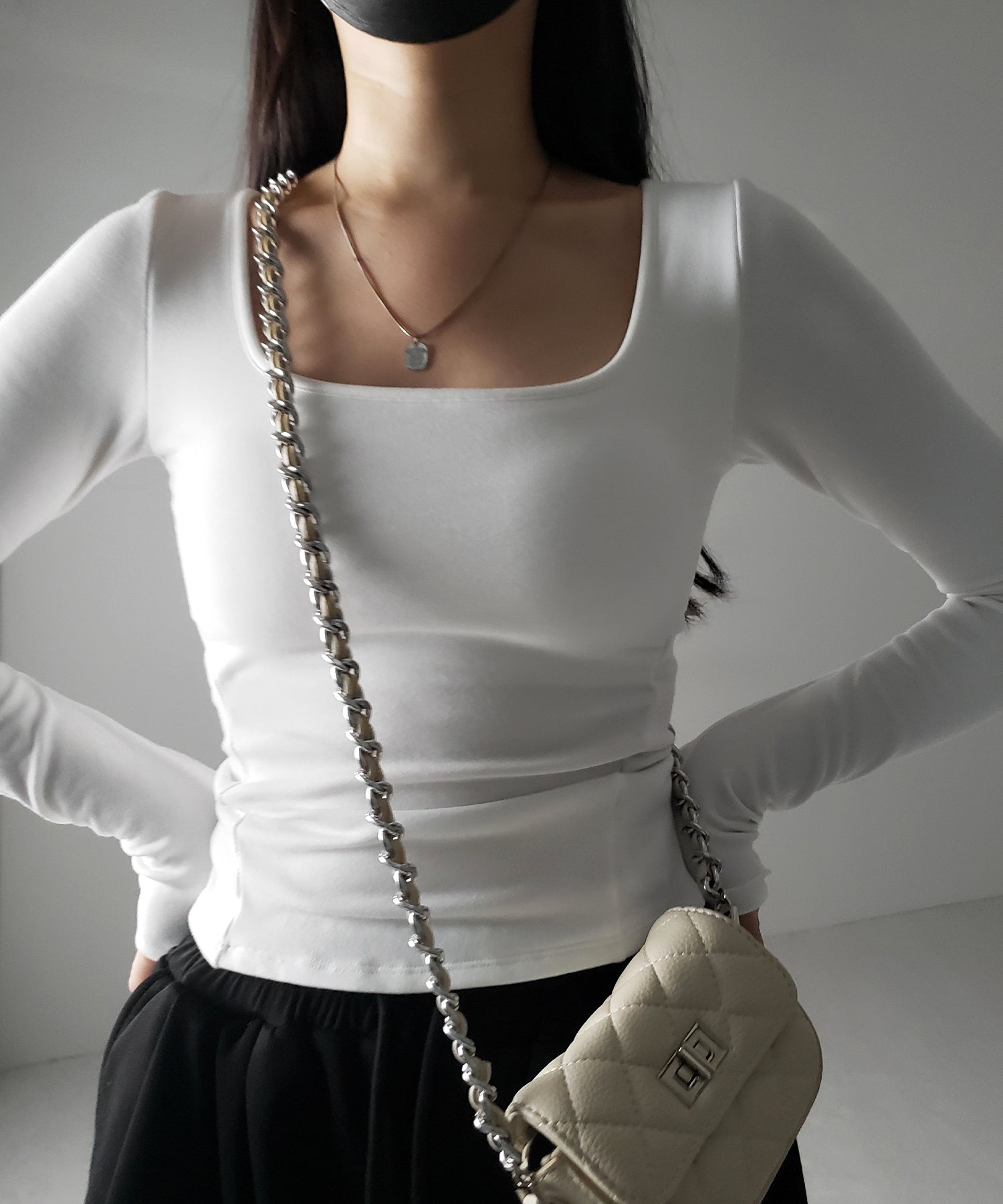 【 裏起毛 / カップ付き 】スクエアネックスリムカットソートップス