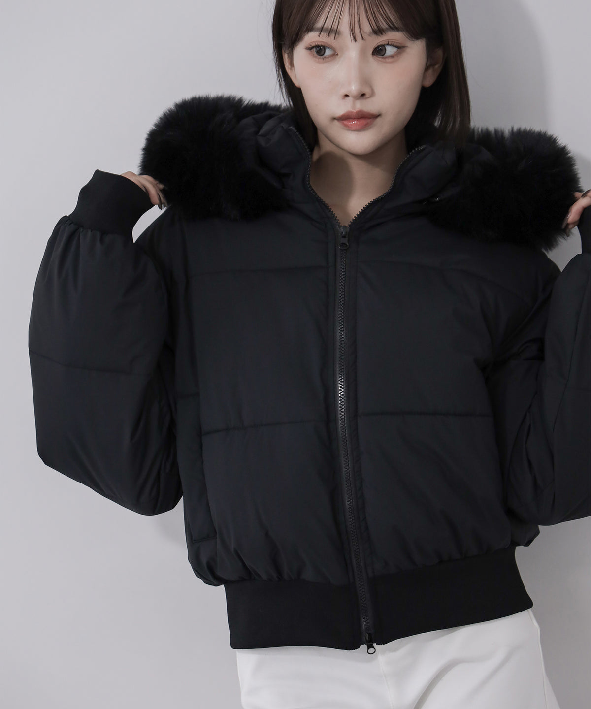 【 フード取り外し可能2WAY 】フェイクファーフードショート中綿ジャケット / 2WAY fake fur hoodie short fake down jacket
