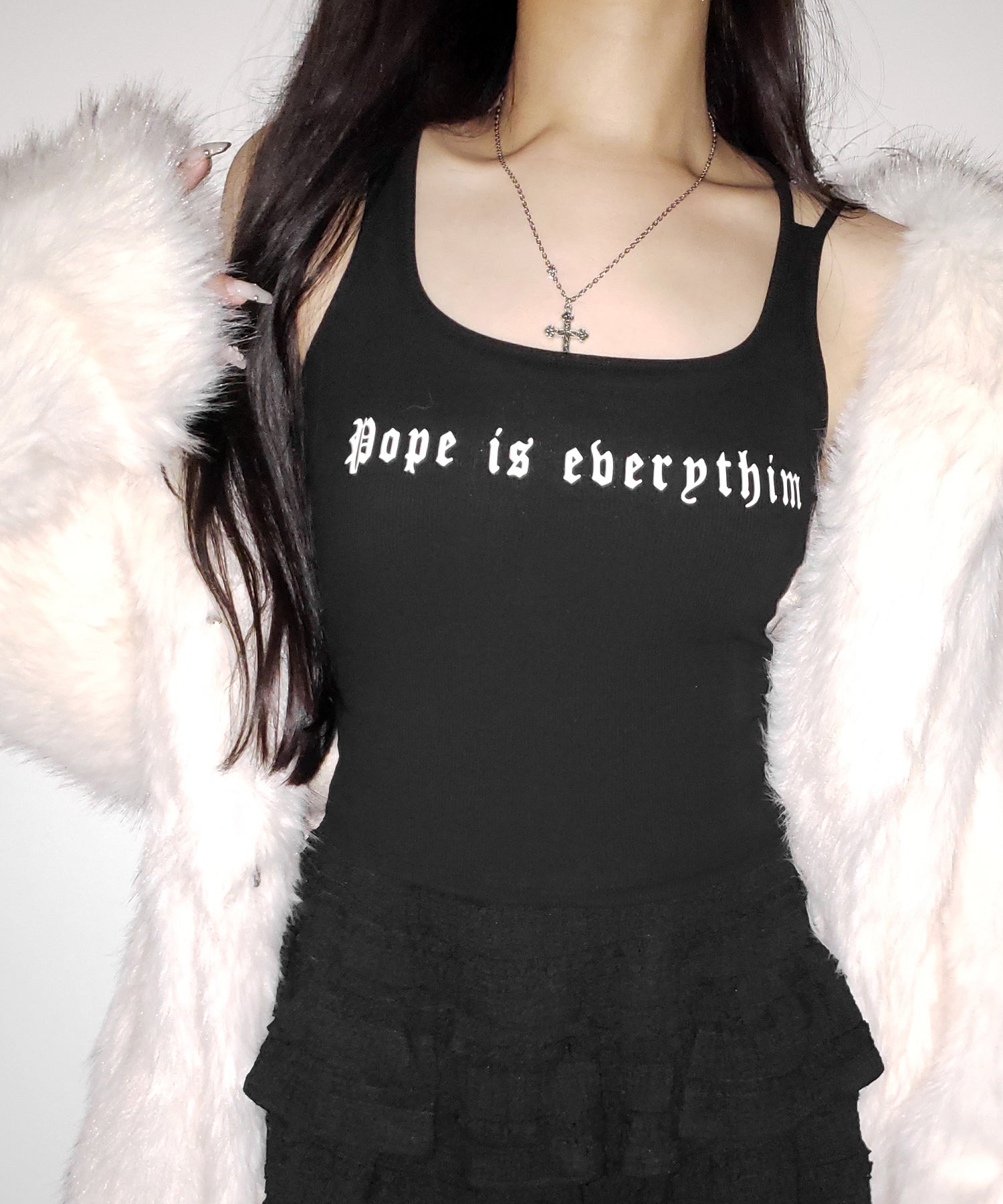 【 2color 】グランジロゴバッククロスキャミソールトップス / grunge logo back logo camisole tops