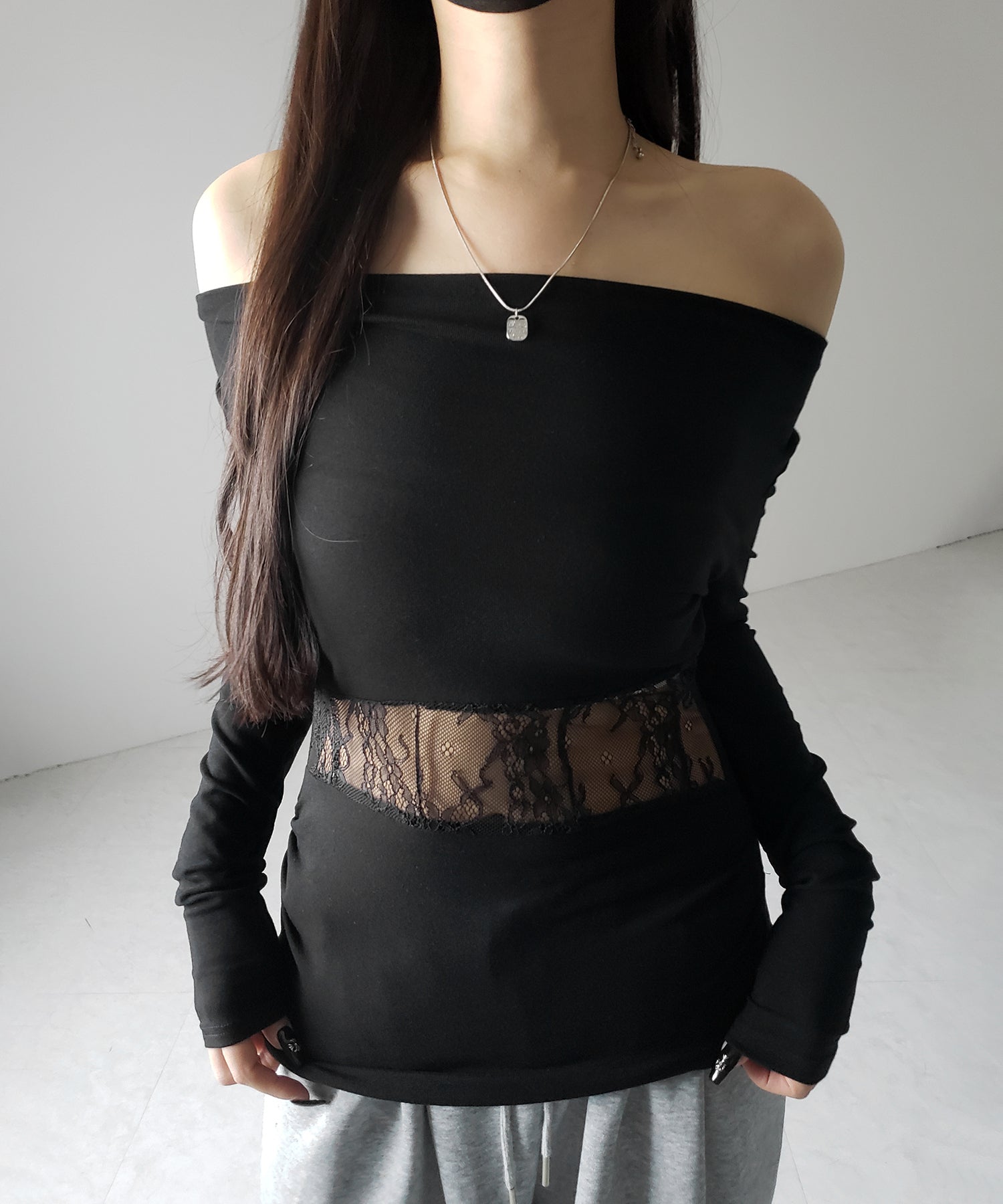 【 2color 】ウエストレースカットアウトオフショルトップス / waist lace cutout offshoulder tops