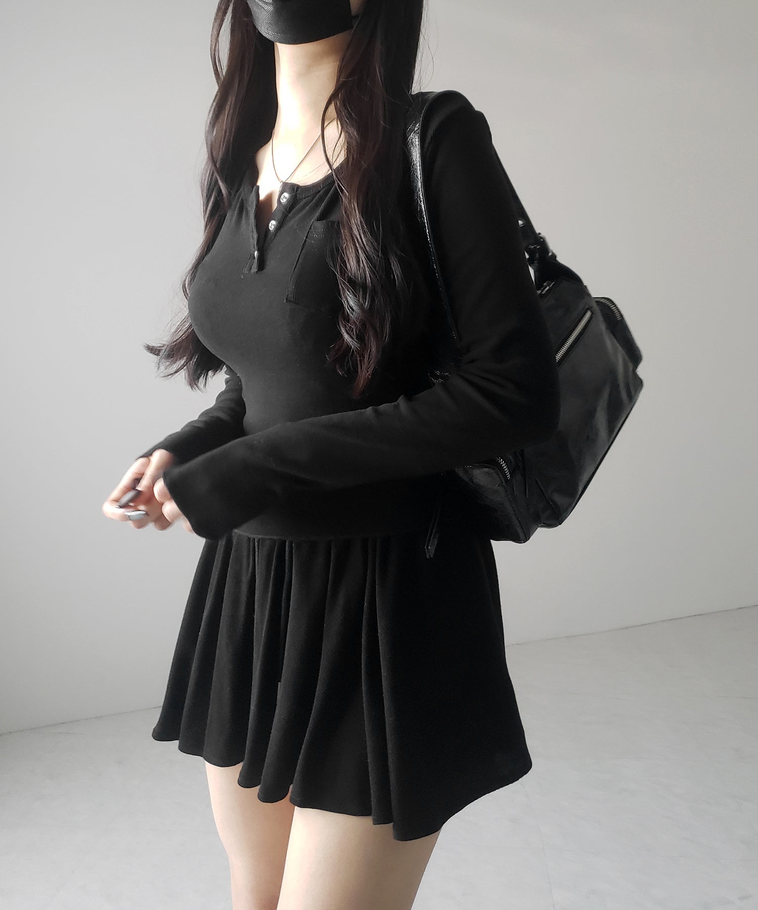 【インナーパンツ裏地付 】ハイウエストカットフレアミニスカート / High waist cut flare mini skirt