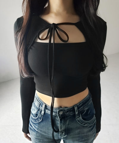 【 2WAY / 裏起毛 】フロントリボンカットアウトドッキングショートトップス / front ribbon cutout docking short tops