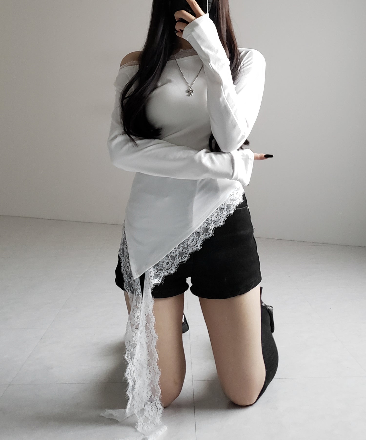【 2color 】ワンショルダーレースドッキングアシンメトリートップス / one shoulder lace docking asymmetry tops