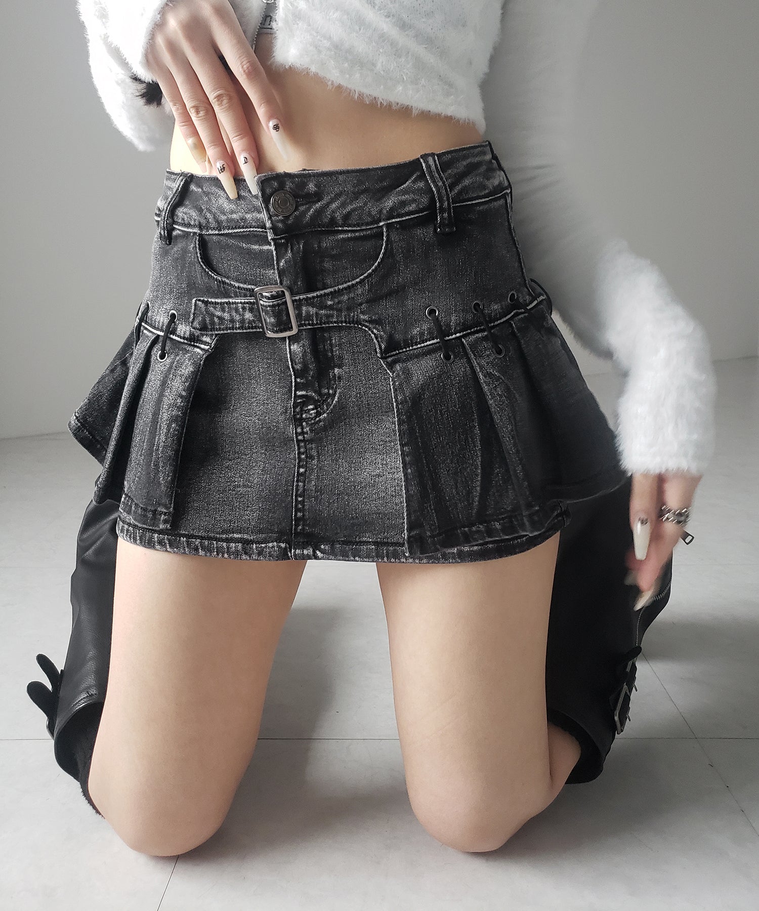 【 インパン裏地付 】ベルテッドマイクロプリーツデニムミニスカパン / belted micro pleats denim skirt pants