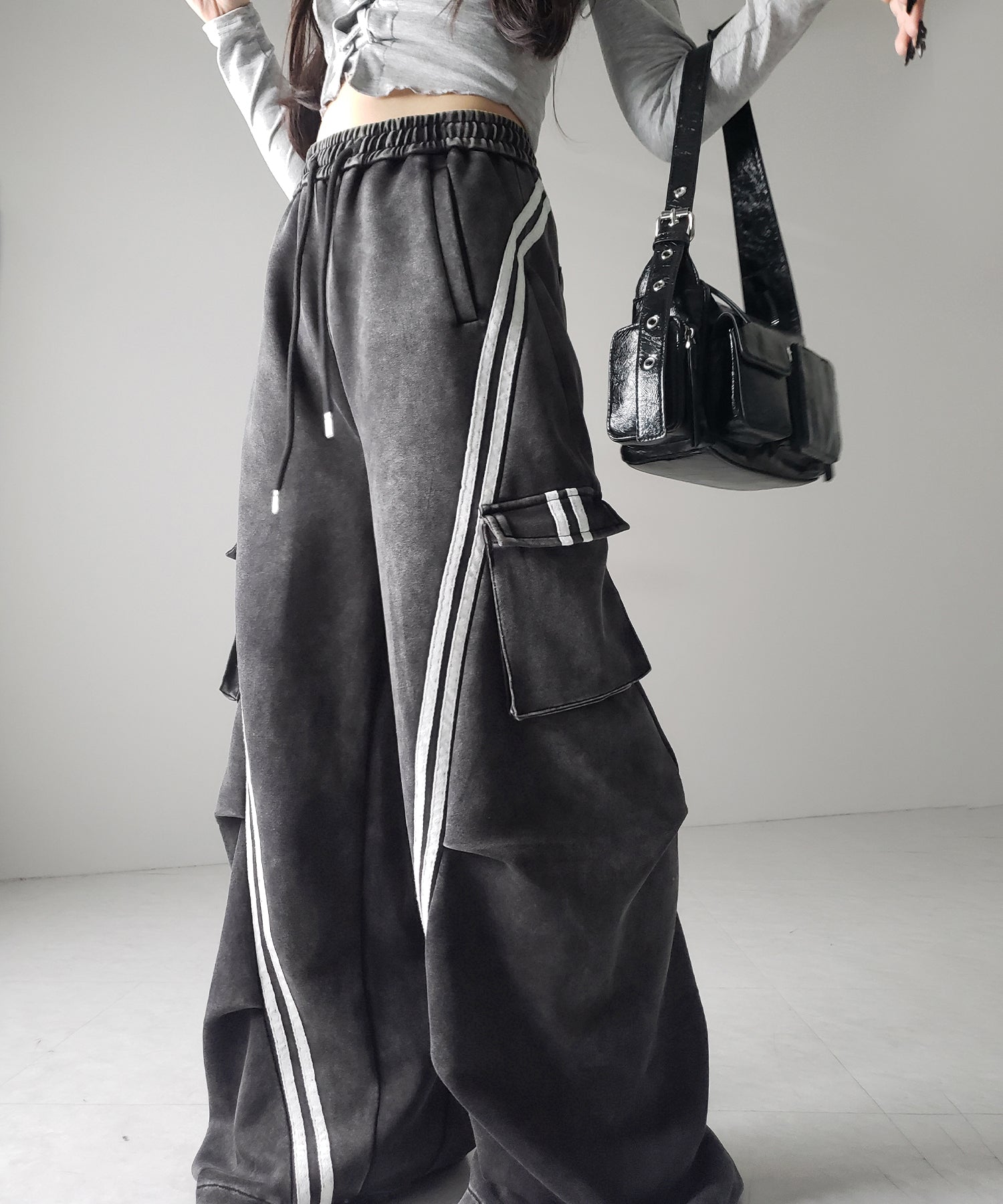 【 裾絞り可能2WAY 】ピグメントヴィンテージサイドラインタックワイドスウェットパンツ / pigment vintage sideline tuck wide sweatpants