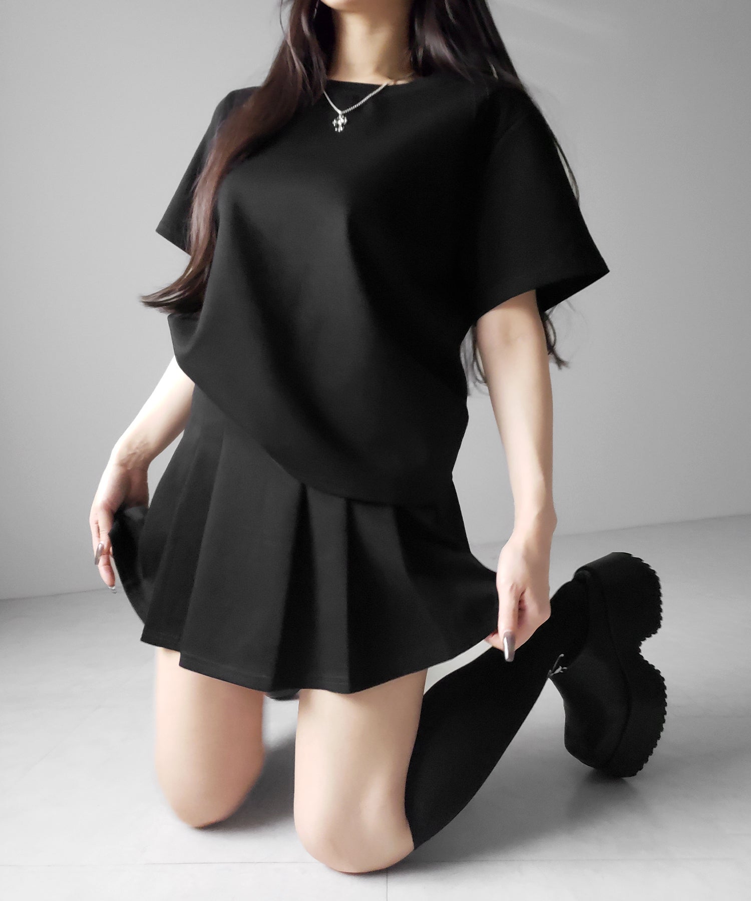 【 セットアップ 】オーバーサイズ半袖Tシャツ+プリーツミニスカート SET /( SETUP ) oversize shortsleeve Tee + pleated mini skirt SET