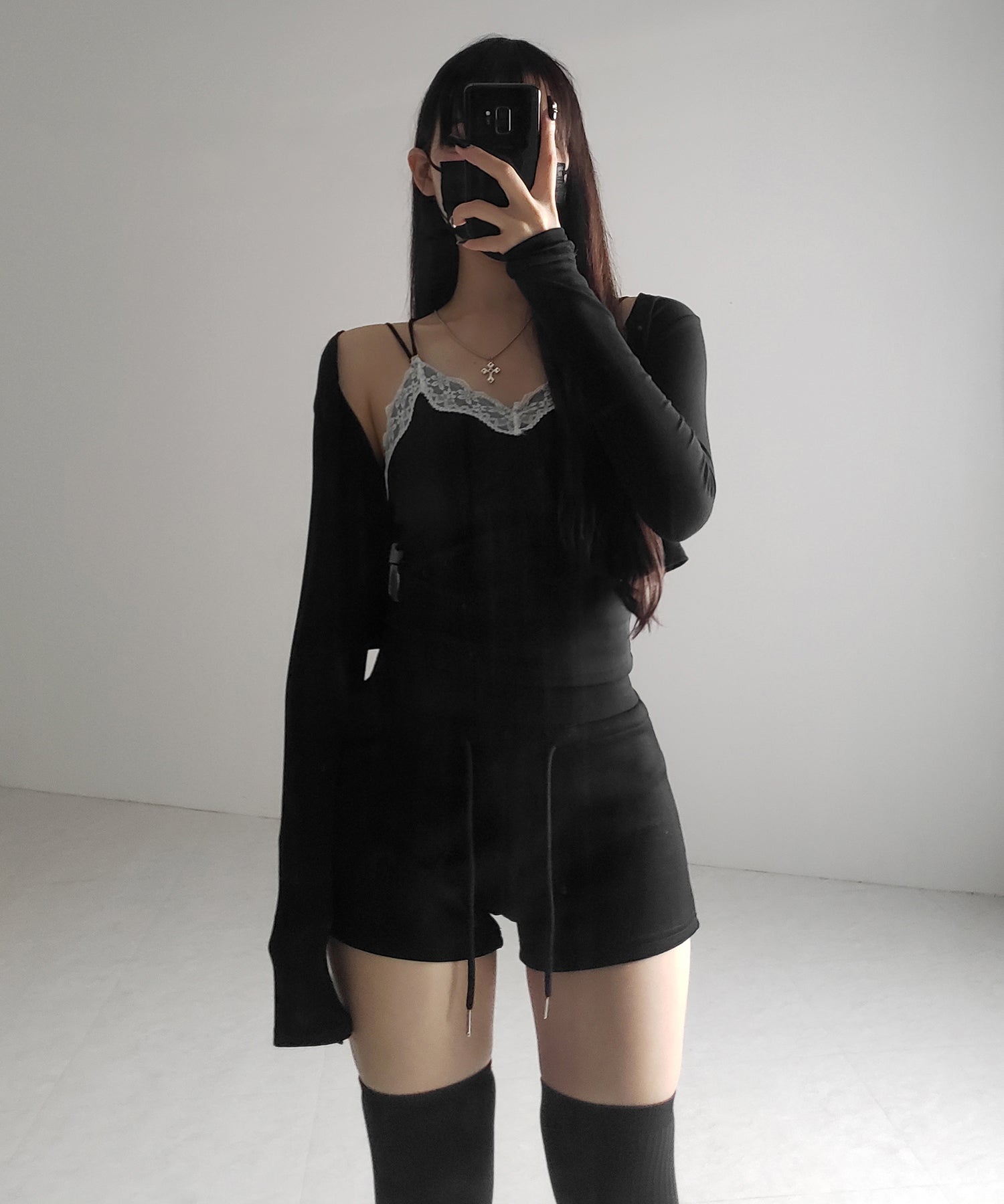 【 新色ピンク追加!カップ付き 】配色レースクロップドリブキャミソール / bicolor lace cropped rib camisole