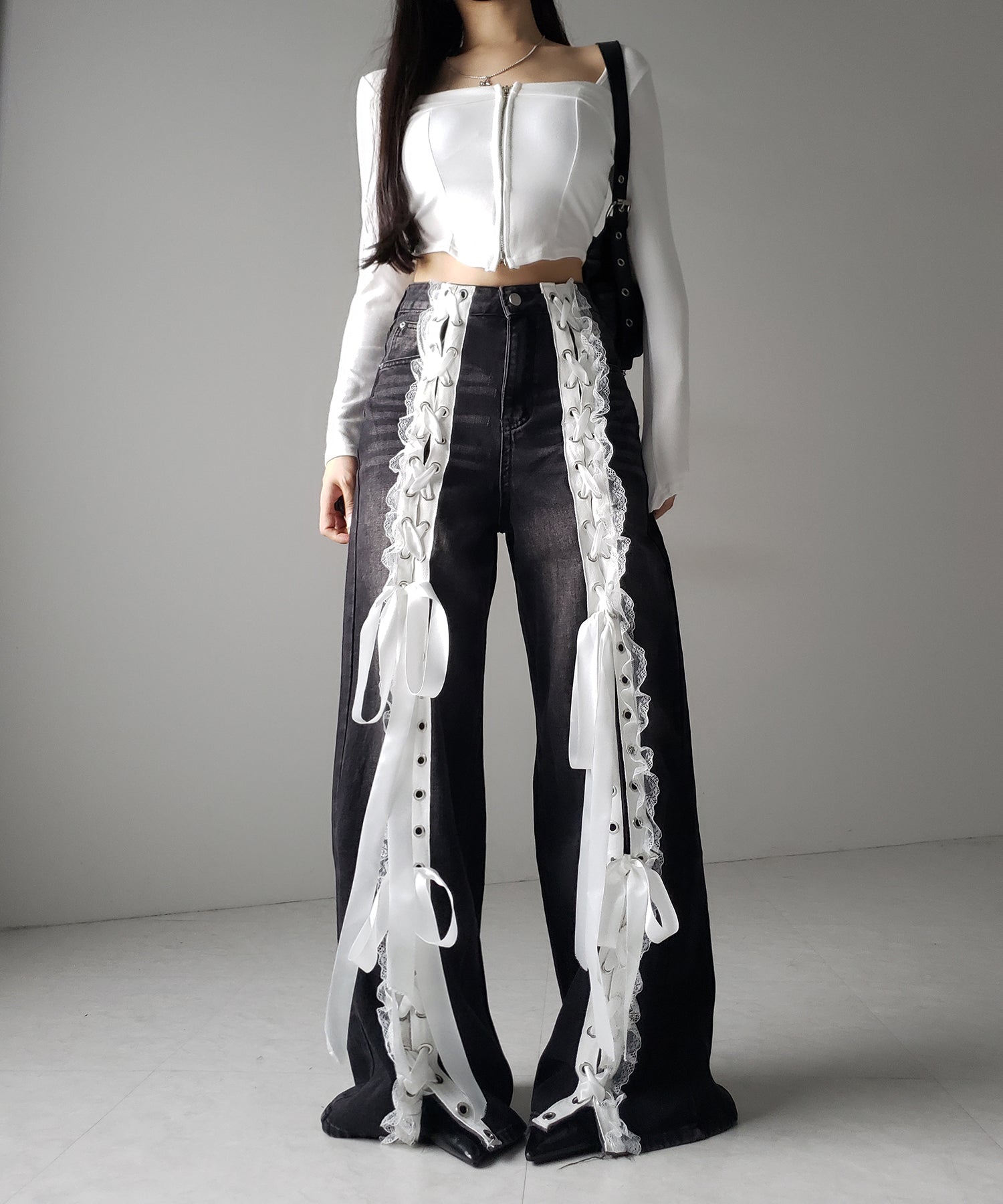サテンリボンレースアップワイドデニムパンツ / satin ribbon lace up wide denim pants