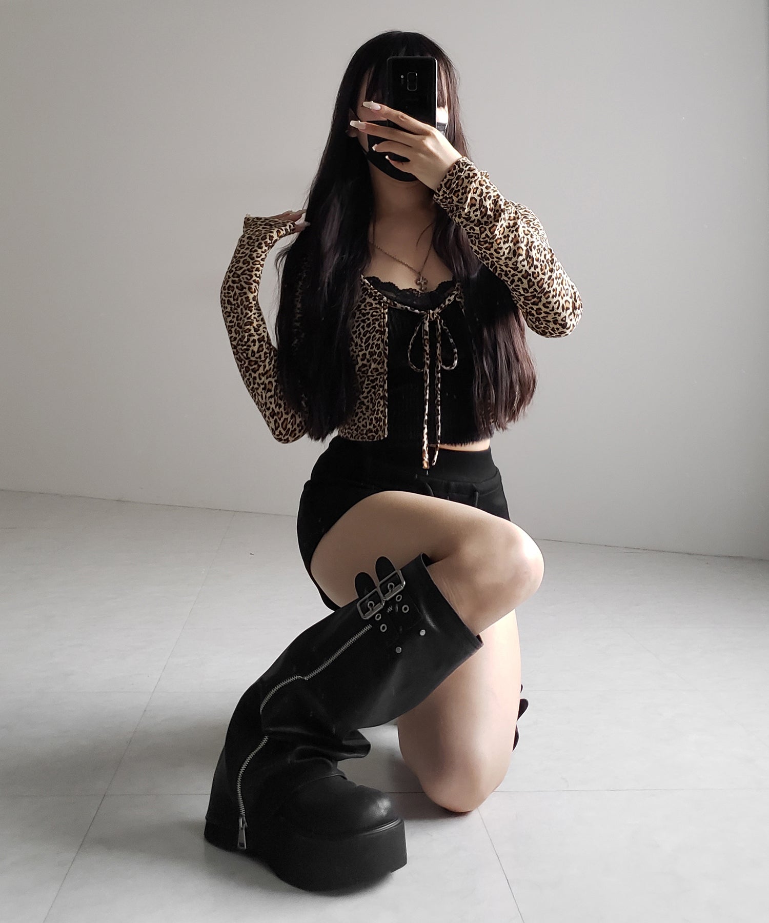 レオパードフロントリボンショートカーディガン / Leopard front ribbon short cardigan