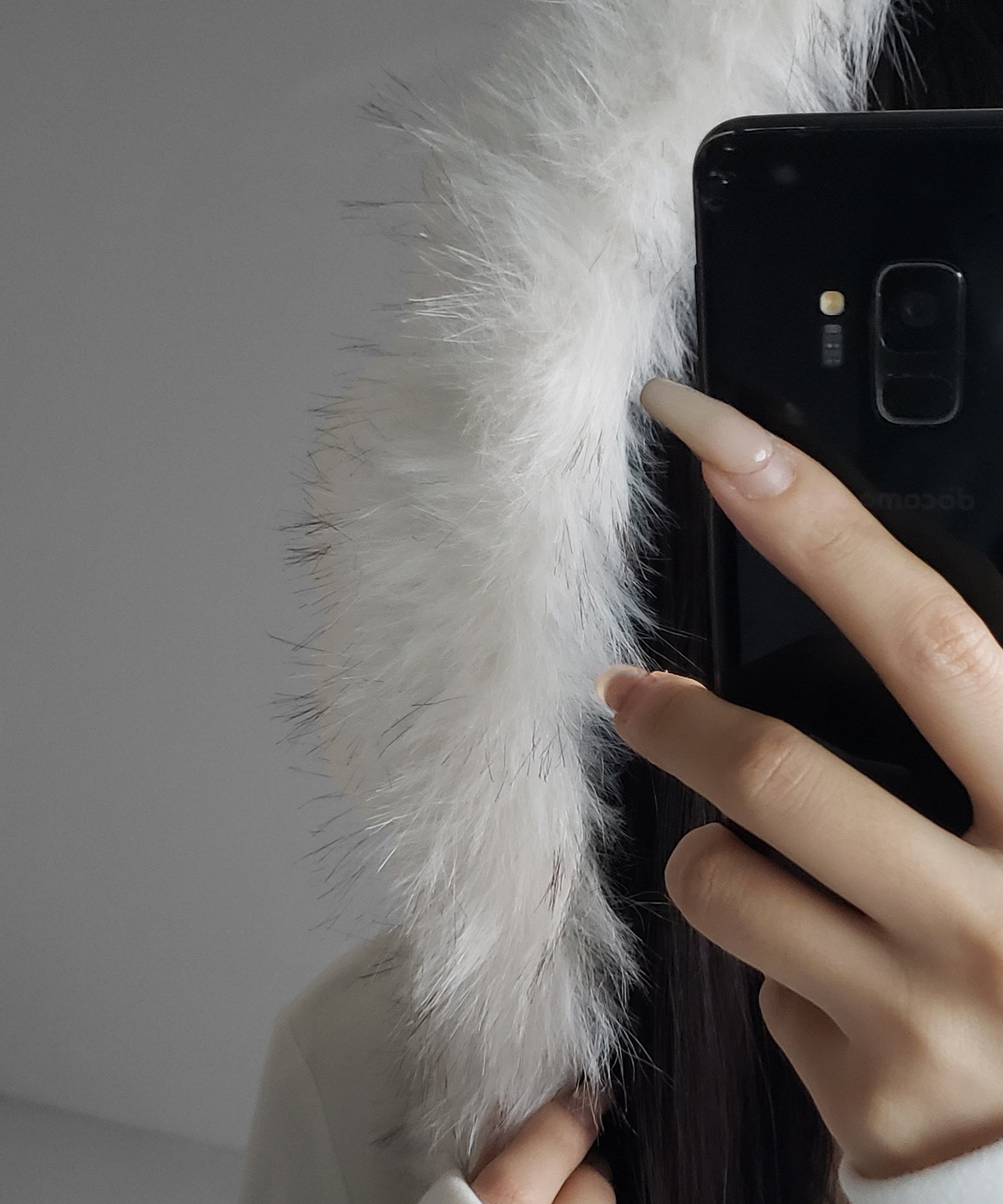 フェイクファーフーディジップアップパーカー / fake fur hooded zipup hoodie