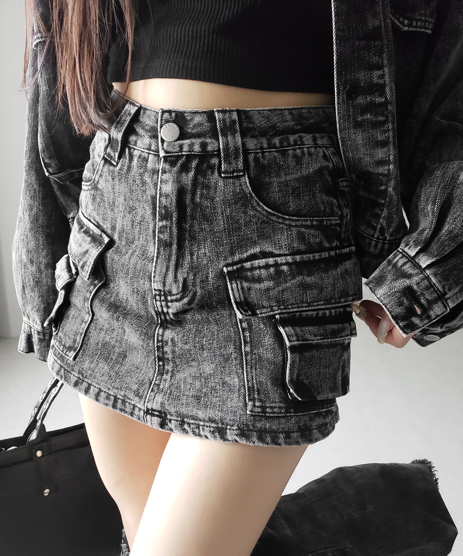 【 デニムセットアップ着用可能 】ヴィンテージケミカルブリーチカーゴデニムミニスカパン / vintage chemical bleach cargo denim mini skirt pants