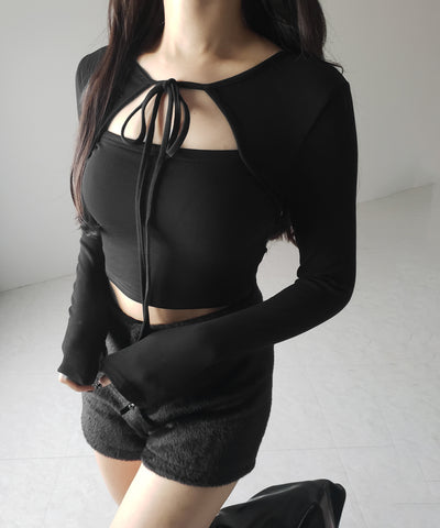 【 2WAY / 裏起毛 】フロントリボンカットアウトドッキングショートトップス / front ribbon cutout docking short tops
