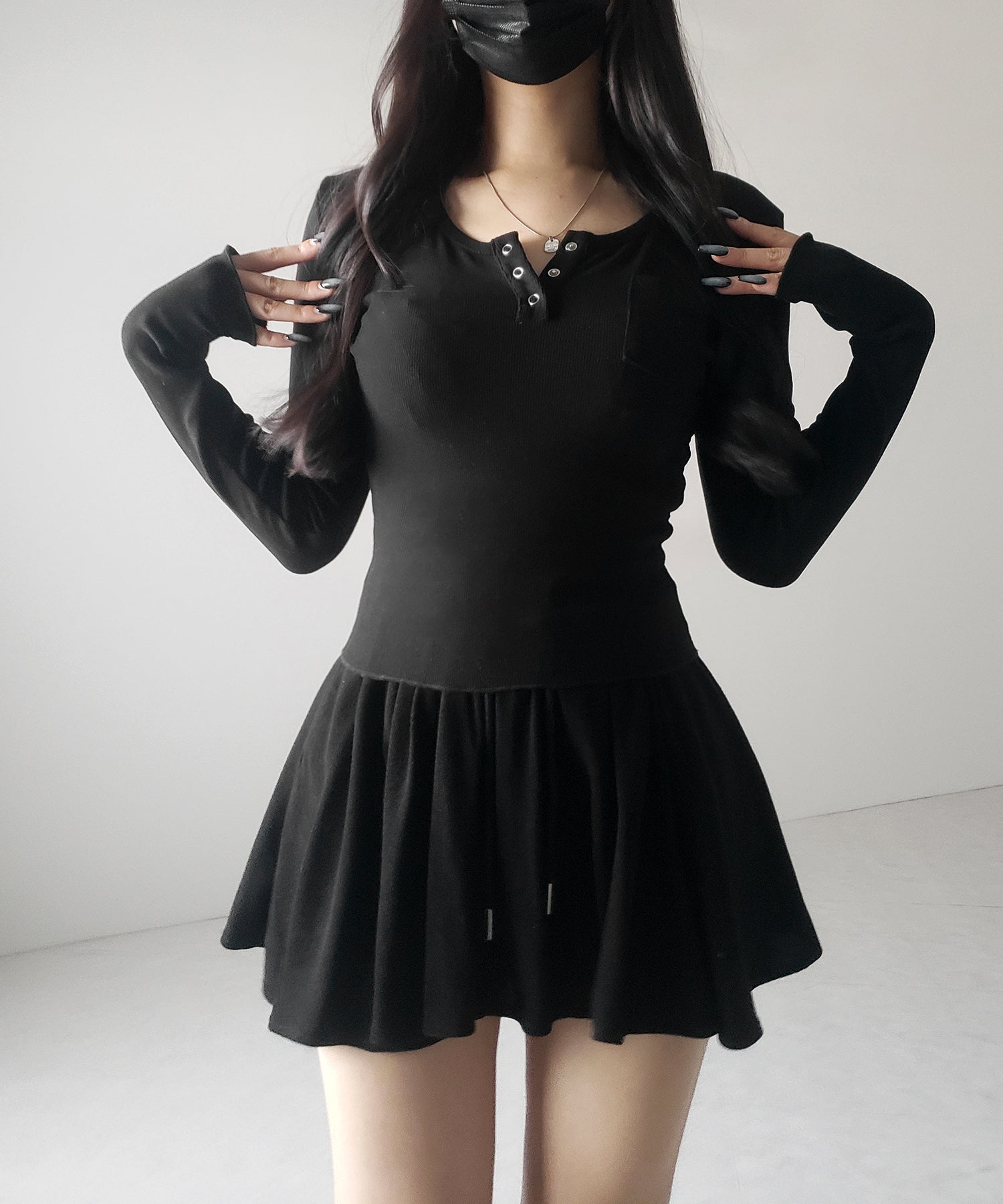 【インナーパンツ裏地付 】ハイウエストカットフレアミニスカート / High waist cut flare mini skirt