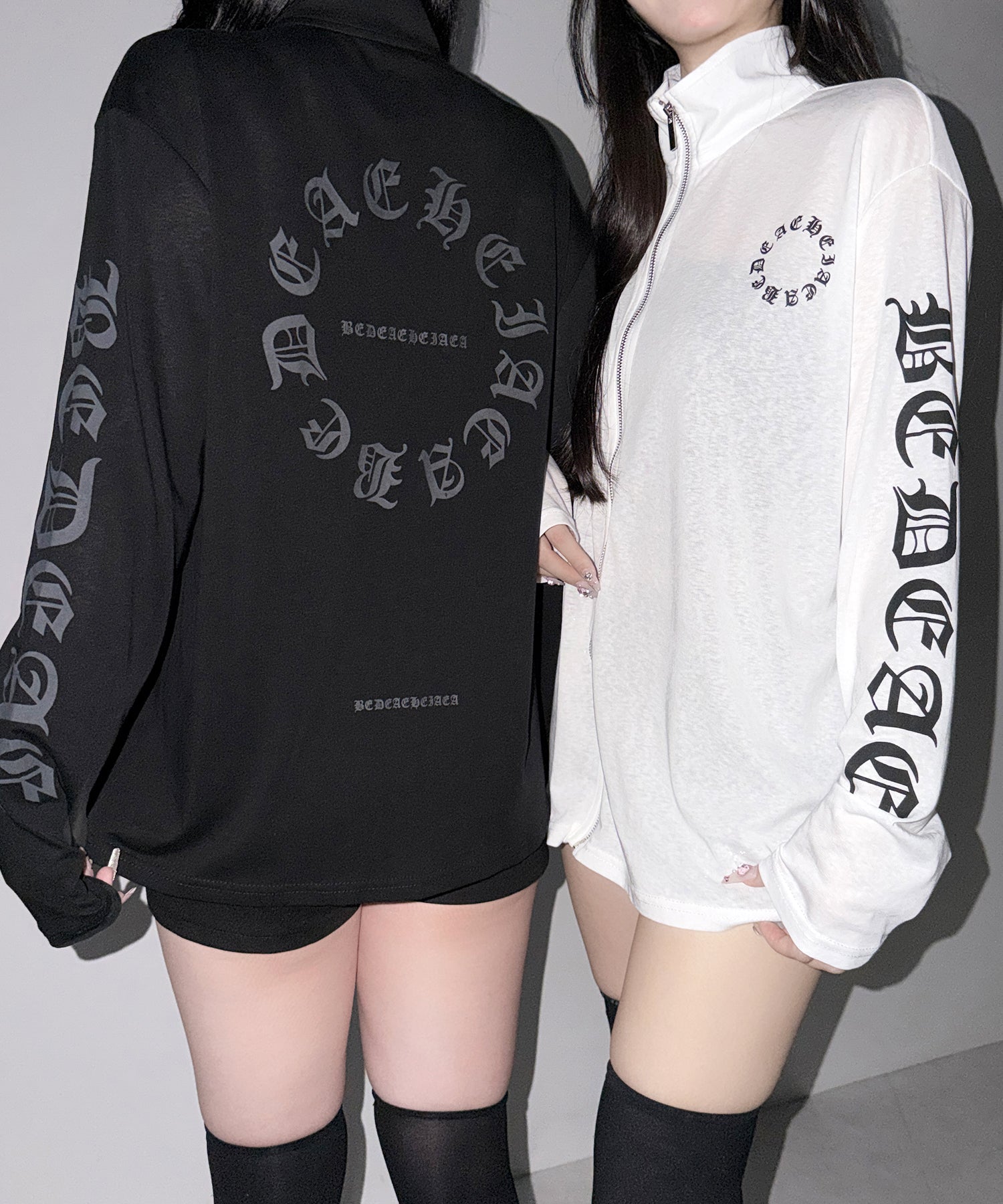 グランジロゴスタンドジップアップオーバーシアートップス / grunge logo stand zipup over sheer tops