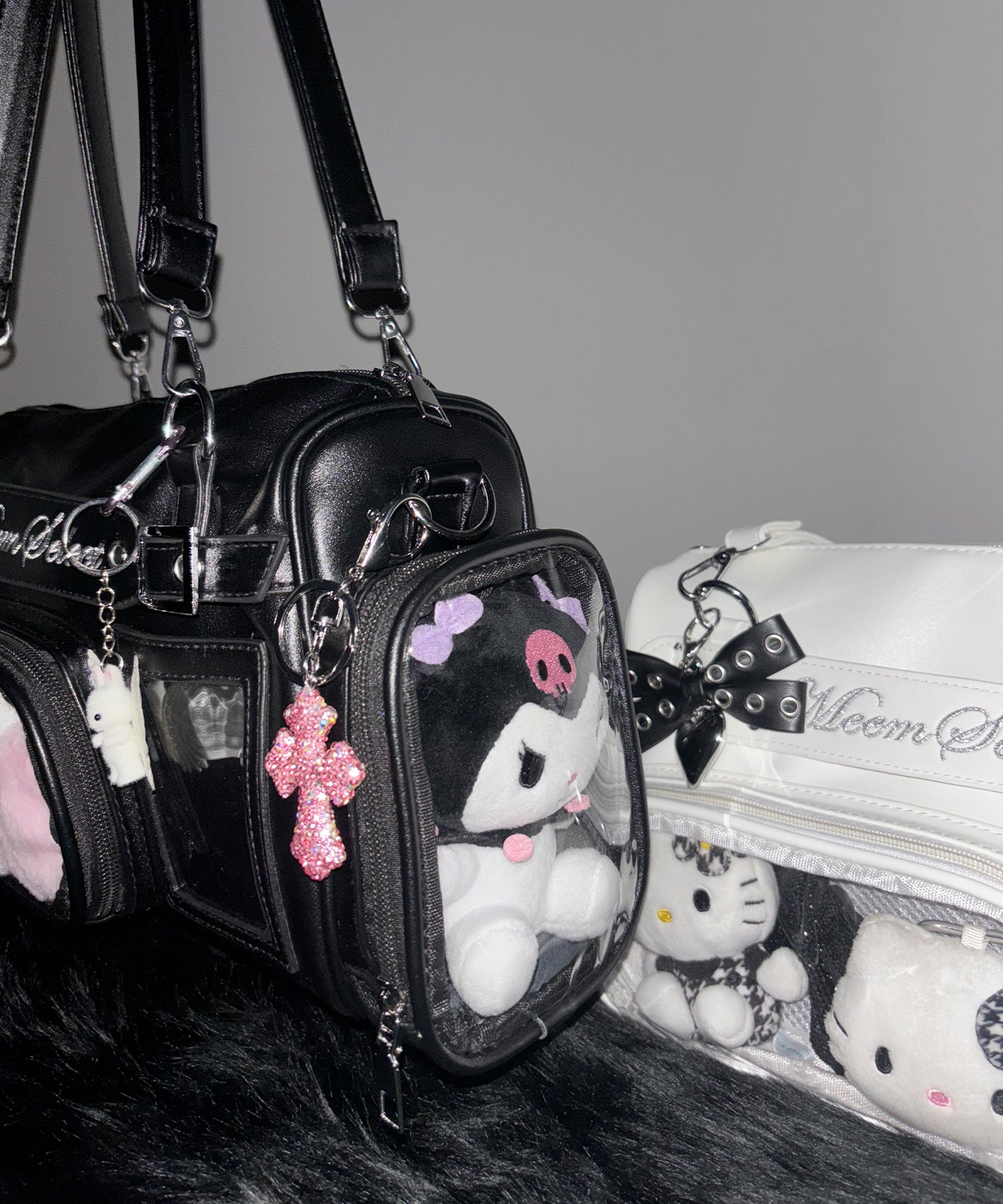 クリアポケット付きレタリング刺繍ショルダーバッグ / clear pocket lettering embroidery shoulder bag