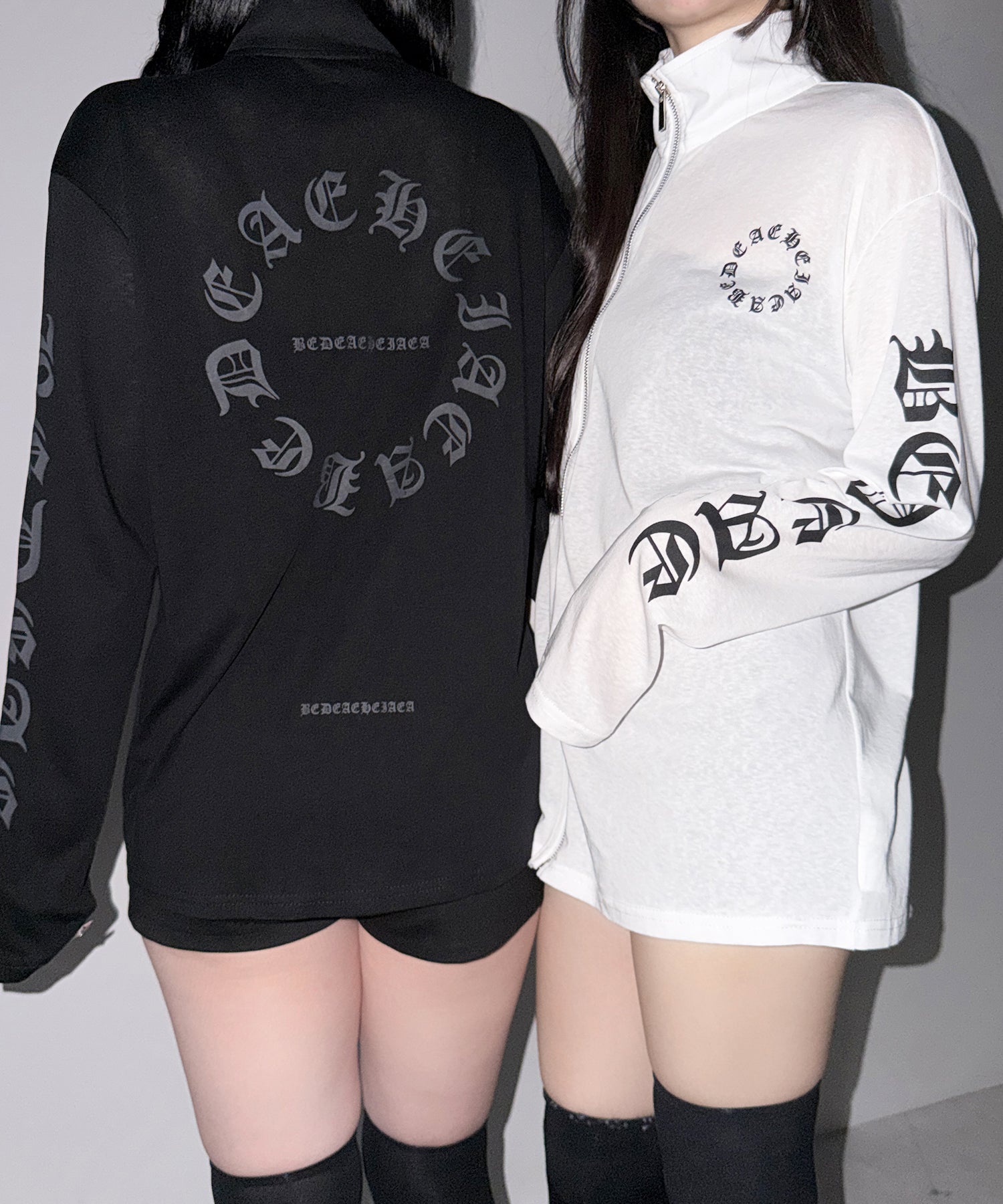 グランジロゴスタンドジップアップオーバーシアートップス / grunge logo stand zipup over sheer tops