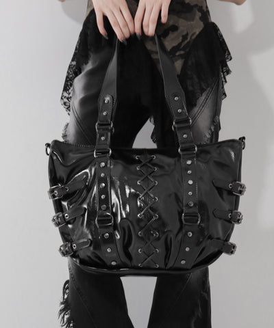 【 ショルダーストラップ付き2WAY 】レースアップベルテッドスタッズデザインヴィンテージショルダーバッグ / ( 2WAY ) laceup belted studs design vintage shoulder bag