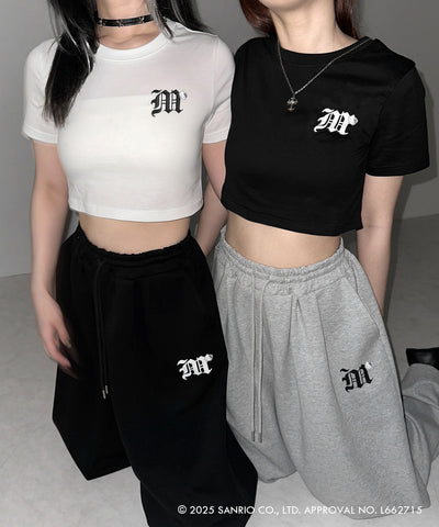 【 HELLO KITTY × me+em select 】ハローキティM LOGO ワイドスウェットパンツ / Hello Kitty M Logo wide sweatpants 【 セットアップ着用可能 】