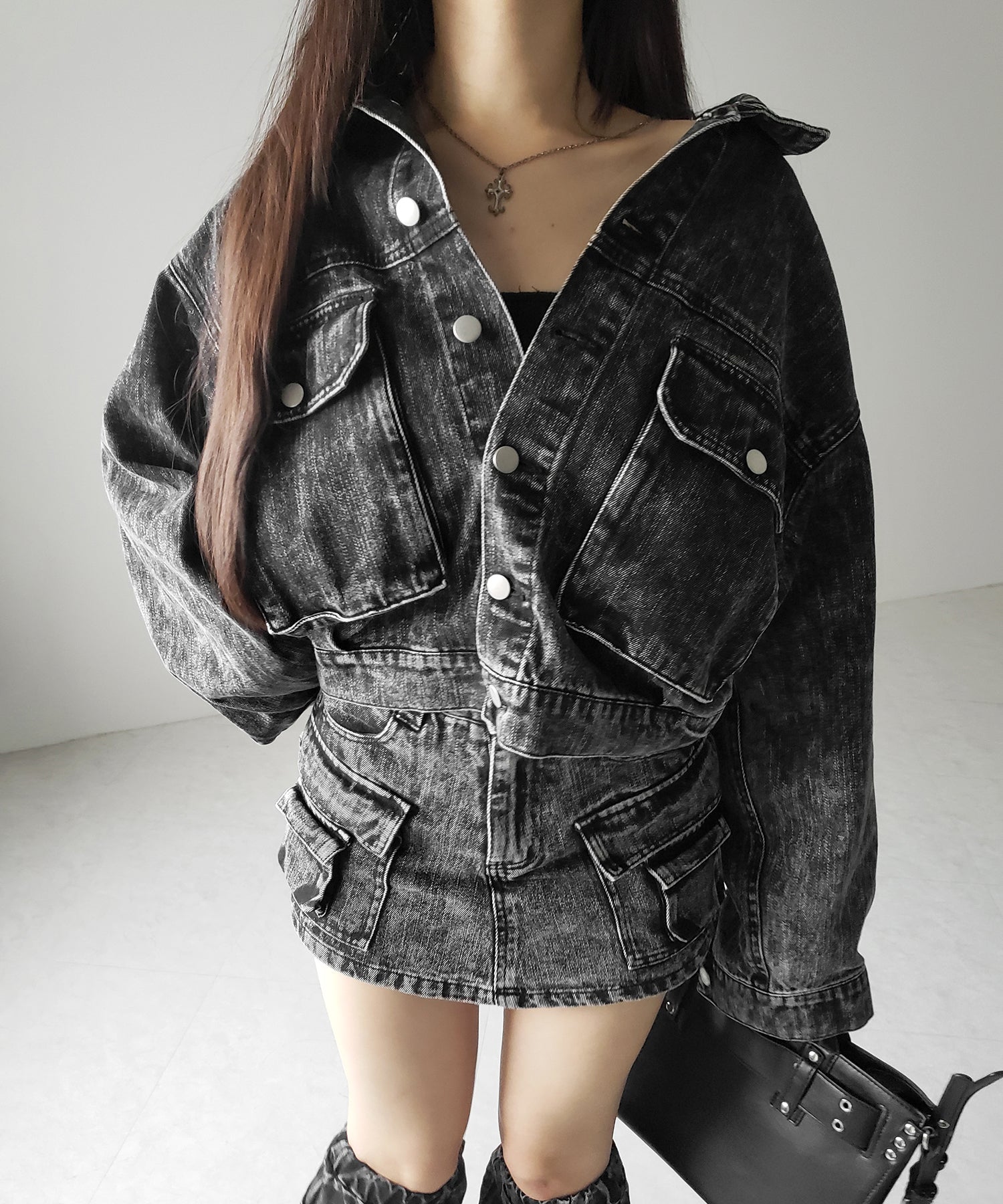 【 デニムセットアップ着用可能 】ヴィンテージケミカルブリーチカーゴデニムミニスカパン / vintage chemical bleach cargo denim mini skirt pants