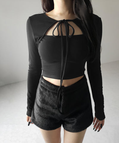 【 2WAY / 裏起毛 】フロントリボンカットアウトドッキングショートトップス / front ribbon cutout docking short tops