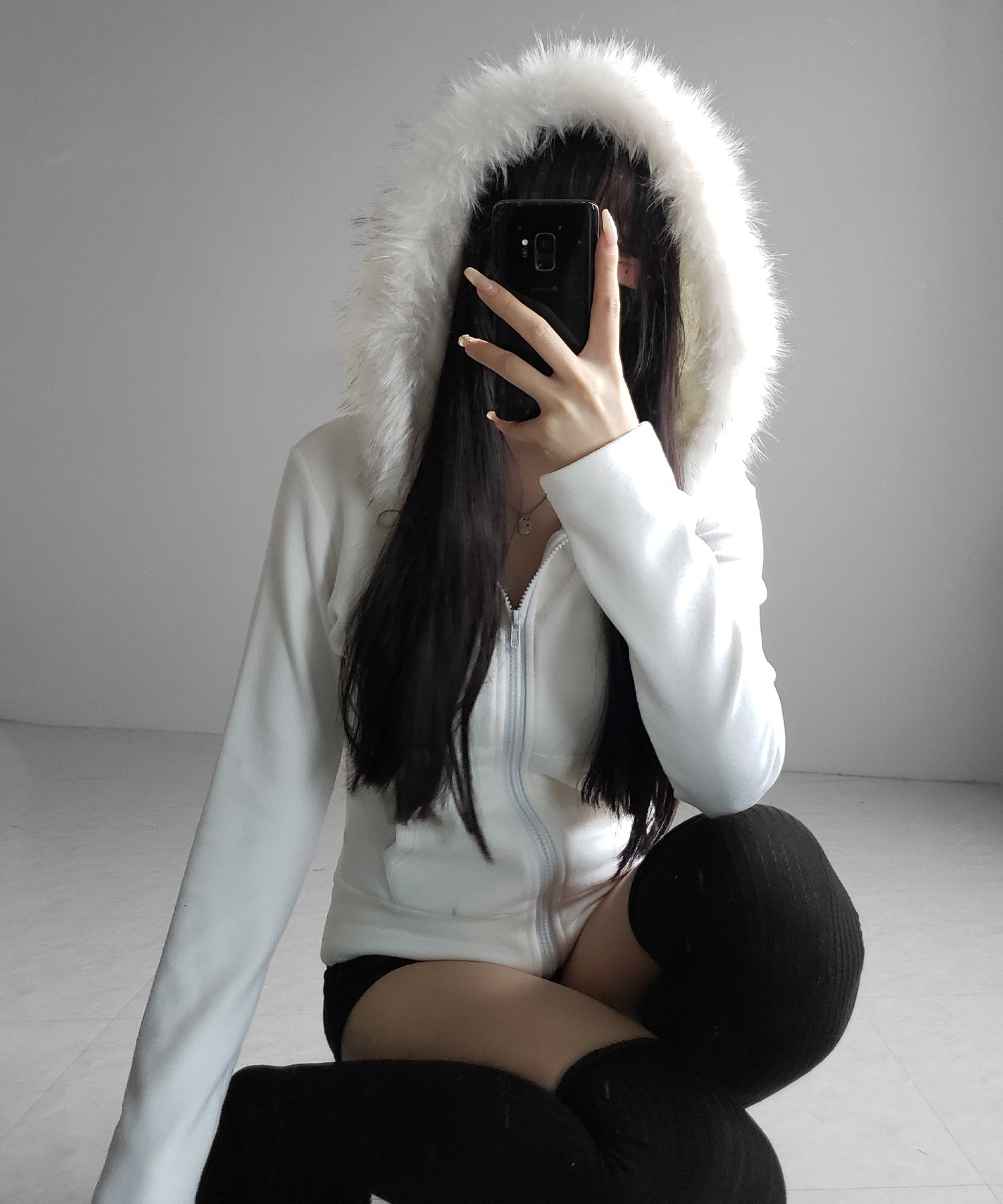 フェイクファーフーディジップアップパーカー / fake fur hooded zipup hoodie