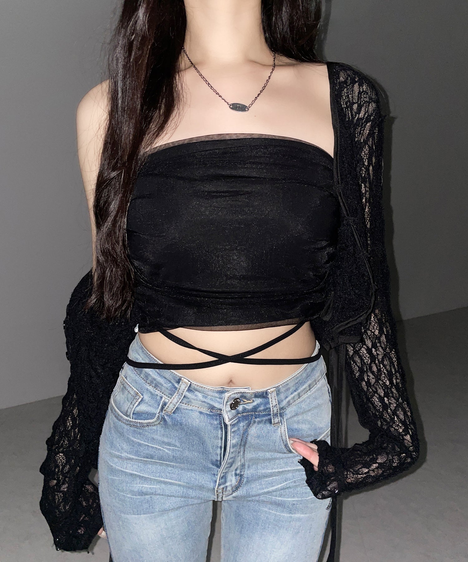 ウエストクロスチュールドッキングベアトップ / waist cross tulle docking bare top