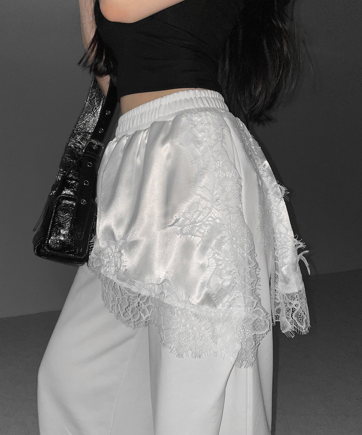 レースドッキングレイヤードスウェットワイドパンツ / lace docking layered sweat wide pants