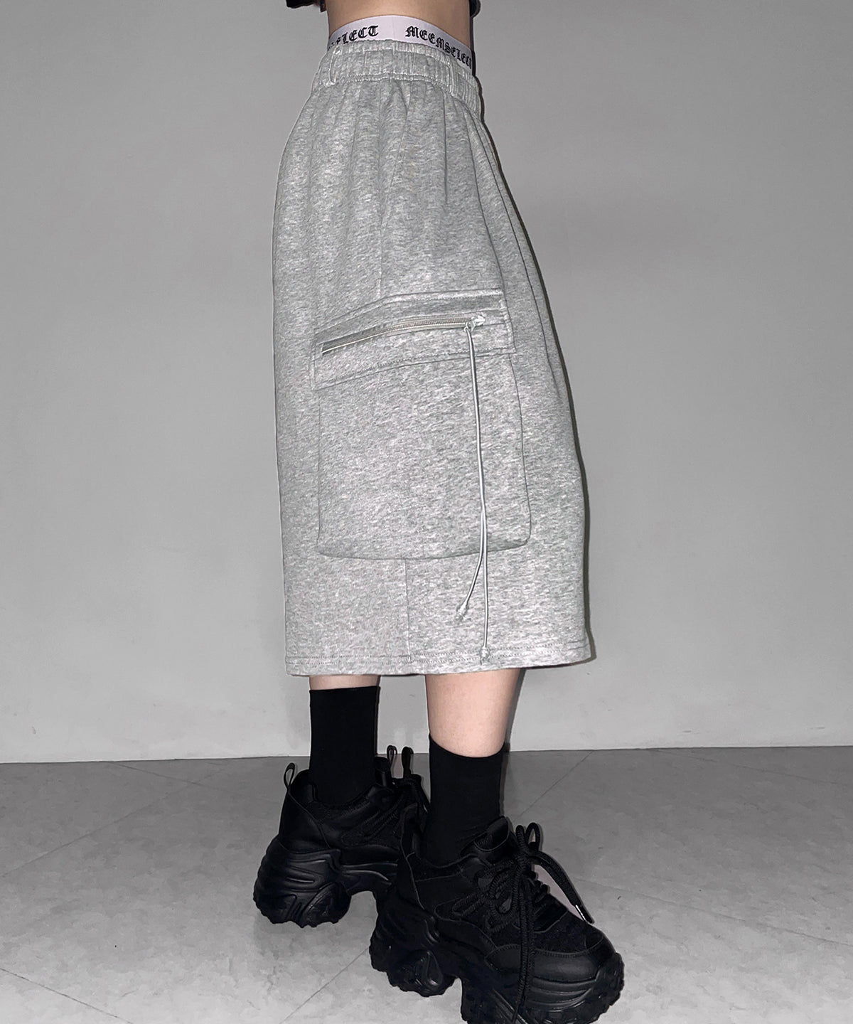 タックワイドカーゴスウェットハーフパンツ / tuck wide cargo sweat half pants