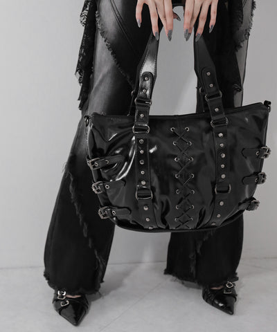 【 ショルダーストラップ付き2WAY 】レースアップベルテッドスタッズデザインヴィンテージショルダーバッグ / ( 2WAY ) laceup belted studs design vintage shoulder bag