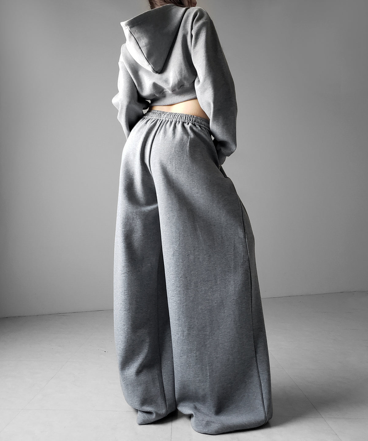【 セットアップ 】ダブルジップショートパーカー + タックワイドスウェットパンツ SET / double zip short hoodie + tuck wide sweat pants SET