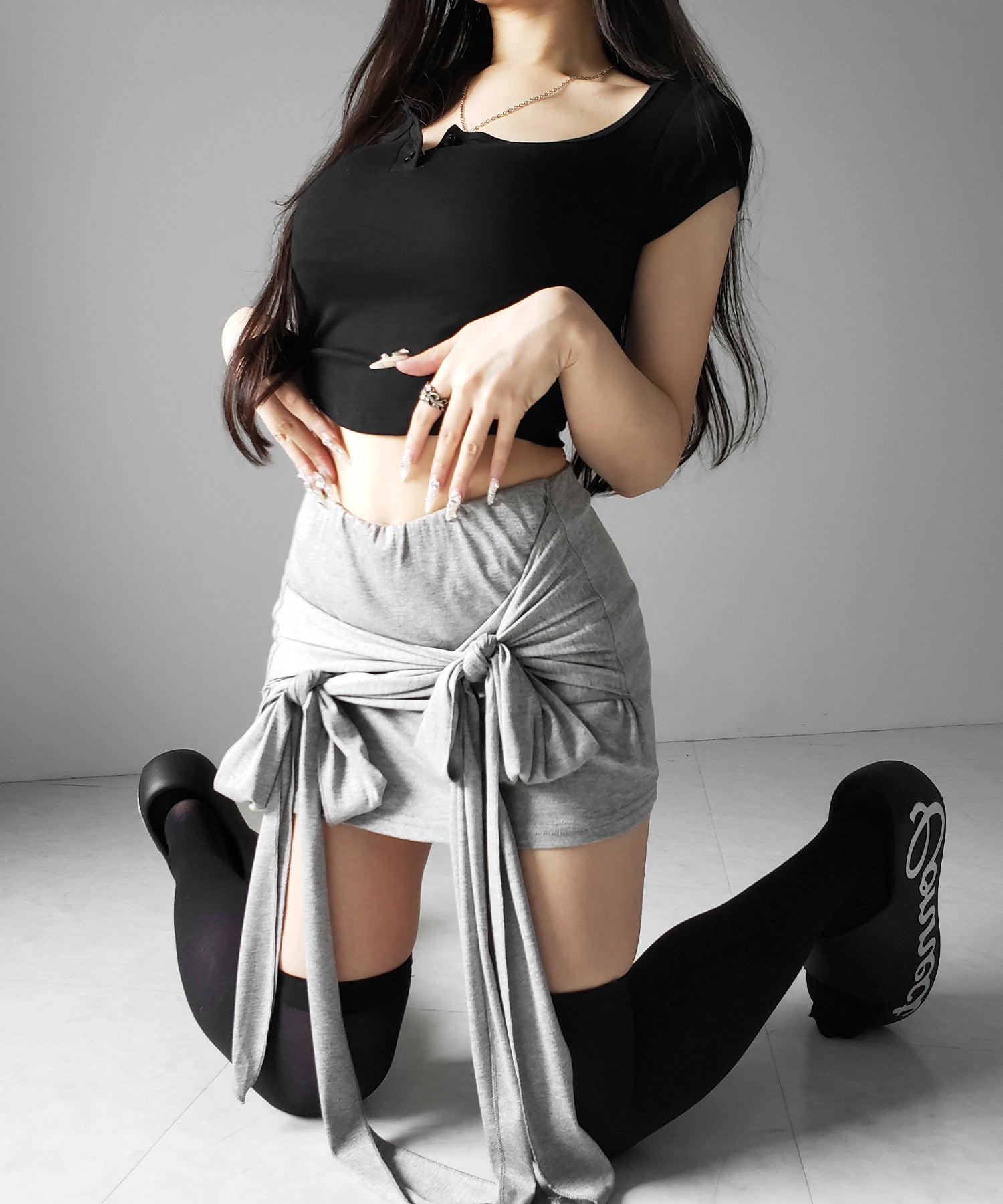 ダブルレイヤードリボンドレープミニスカパン / double layered ribbon draped mini skirt pants