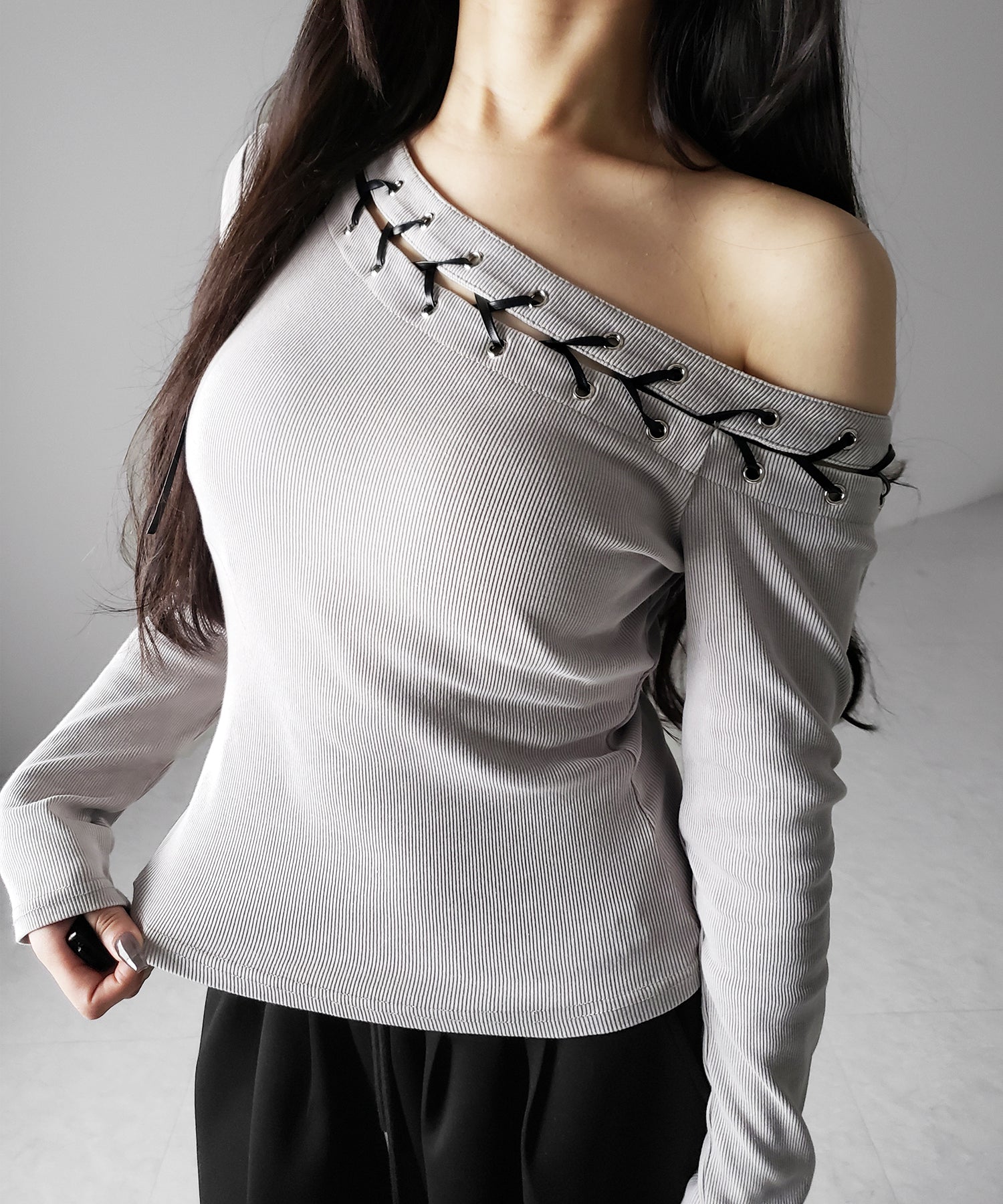 ヴィンテージカットアウトレースアップワンショルリブトップス / vintage cutout laceup one shoulder lib tops