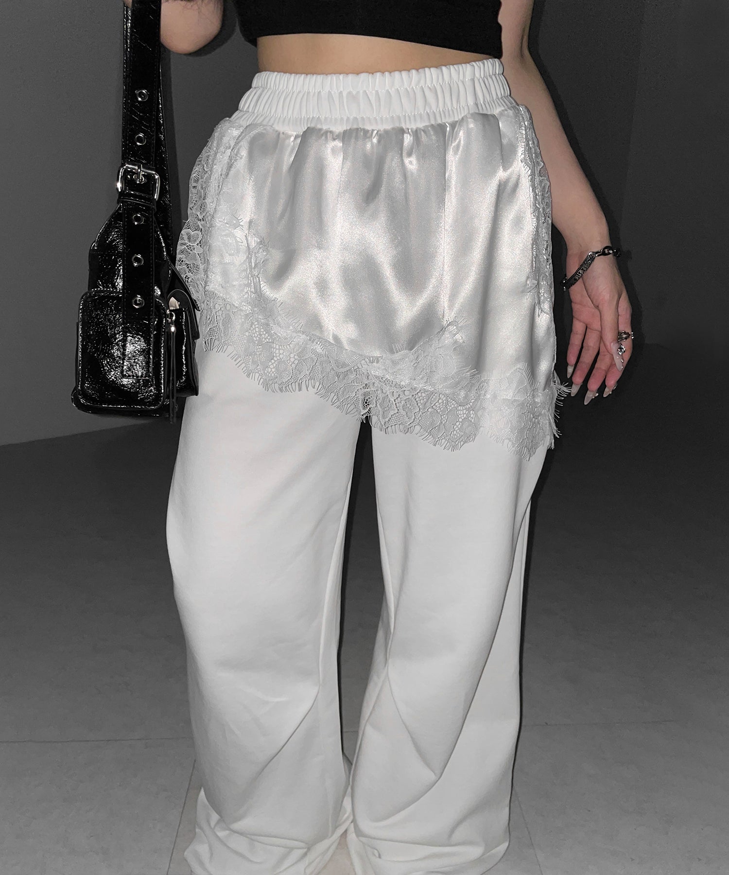 レースドッキングレイヤードスウェットワイドパンツ / lace docking layered sweat wide pants
