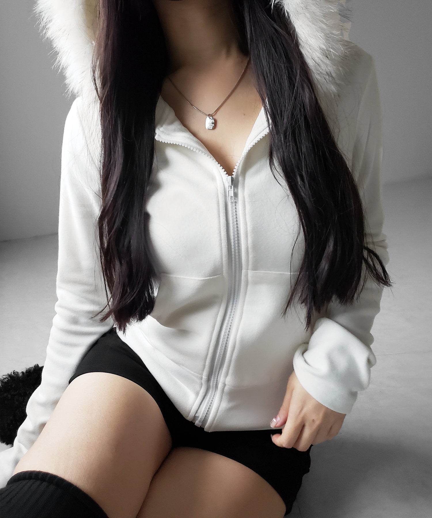 フェイクファーフーディジップアップパーカー / fake fur hooded zipup hoodie