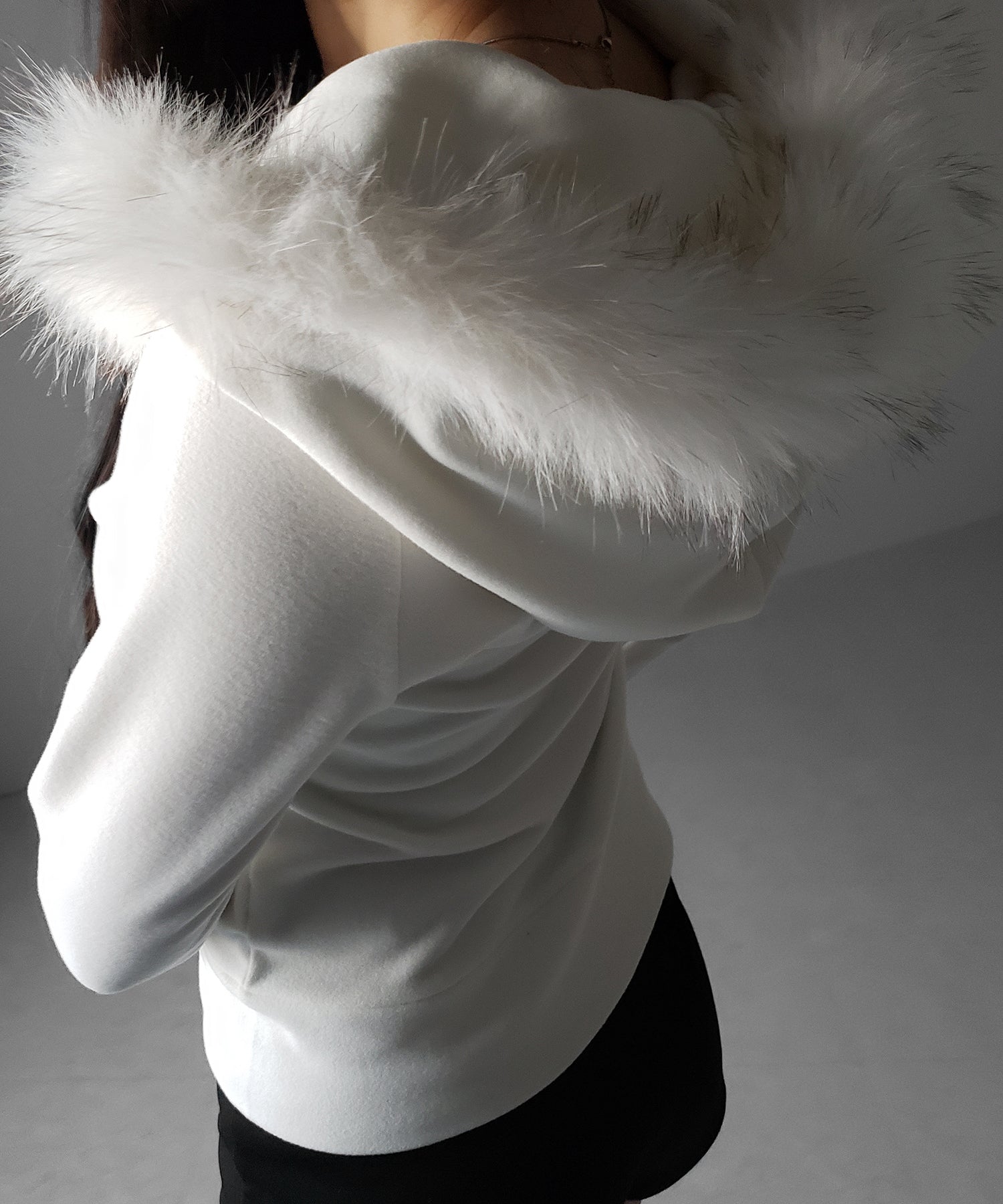 フェイクファーフーディジップアップパーカー / fake fur hooded zipup hoodie