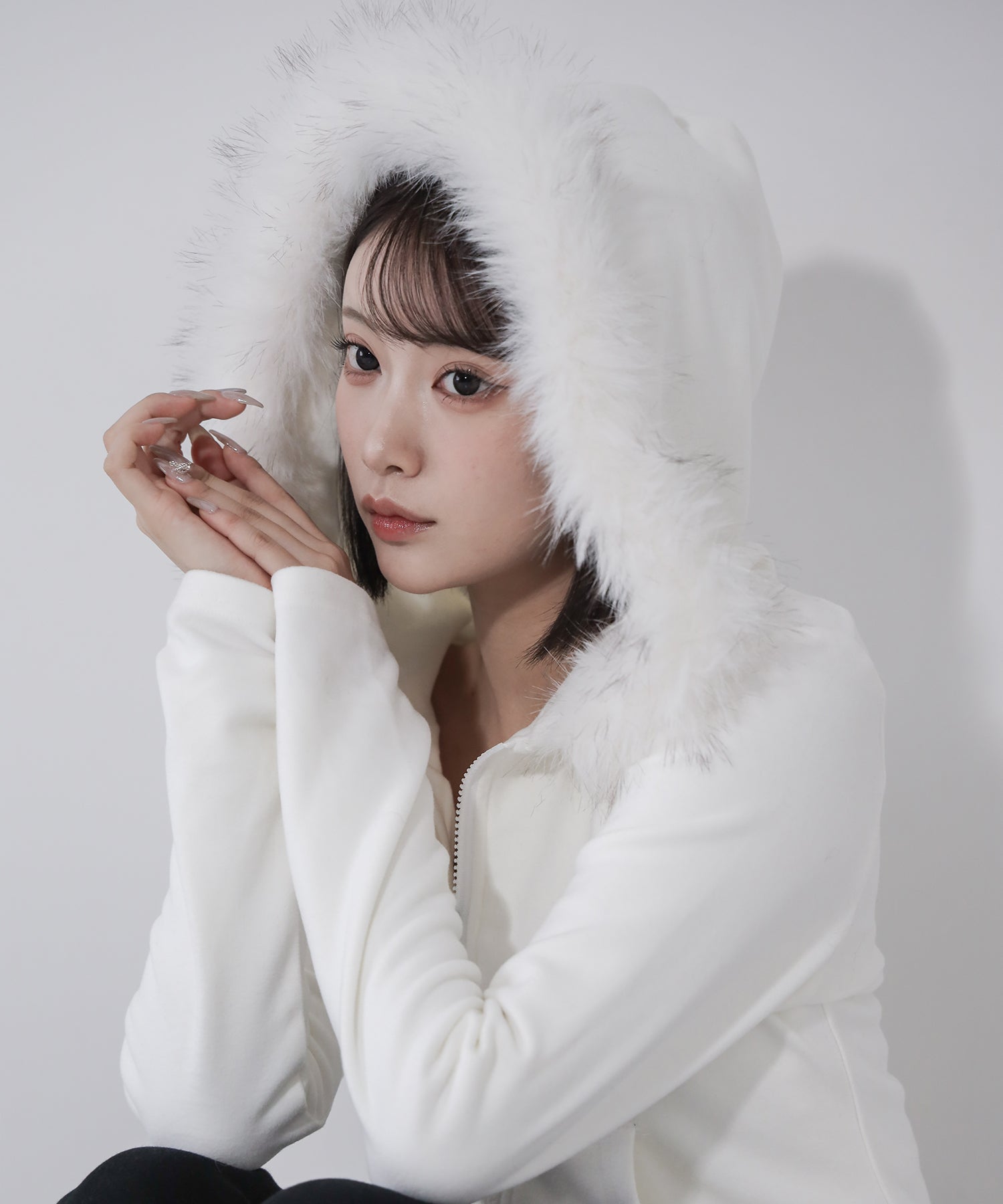フェイクファーフーディジップアップパーカー / fake fur hooded zipup hoodie