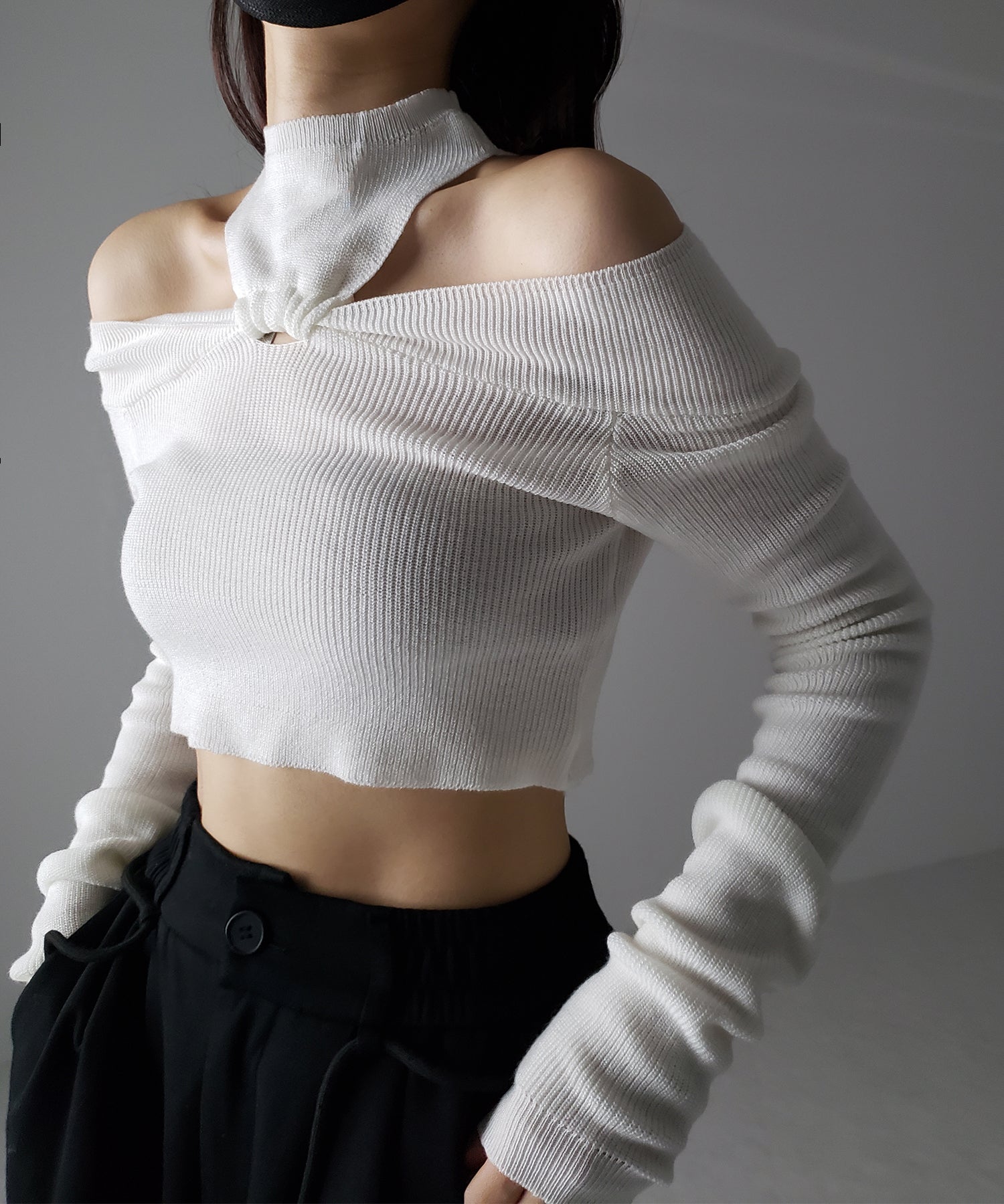 【 3 color 】カットアウトオフショルショートリブニット
