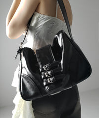 FREE / BLACK