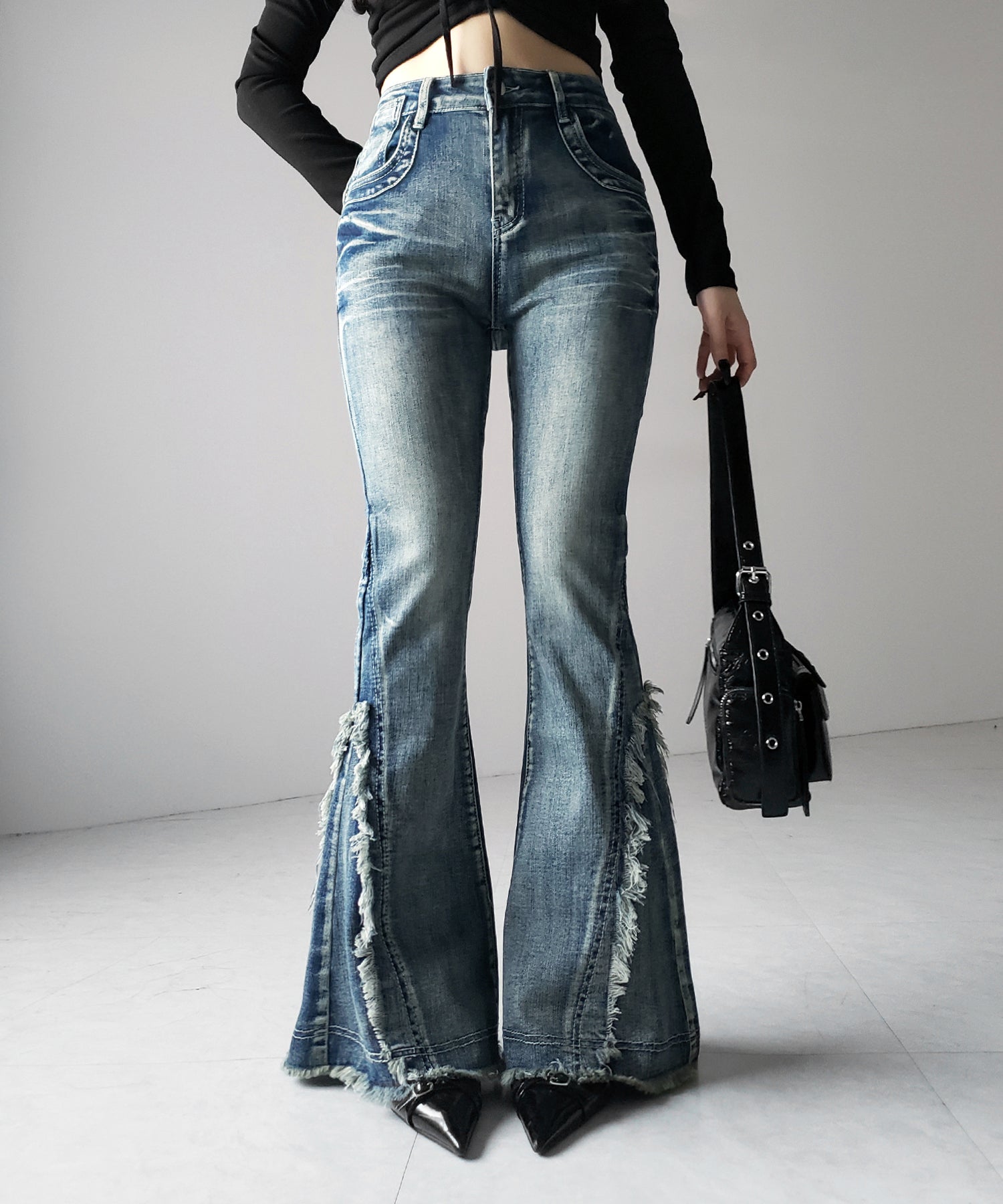 ヴィンテージライクフリンジストレッチフレアデニム / Vintage-like fringe stretch flare denim