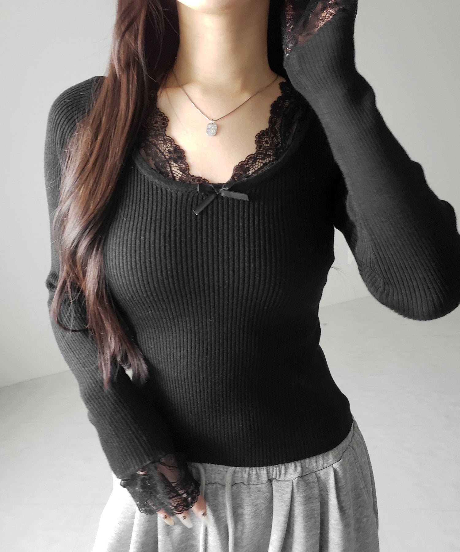 フロントリボンレース切替リブニットトップス / front ribbon lace switching ribbed knit tops