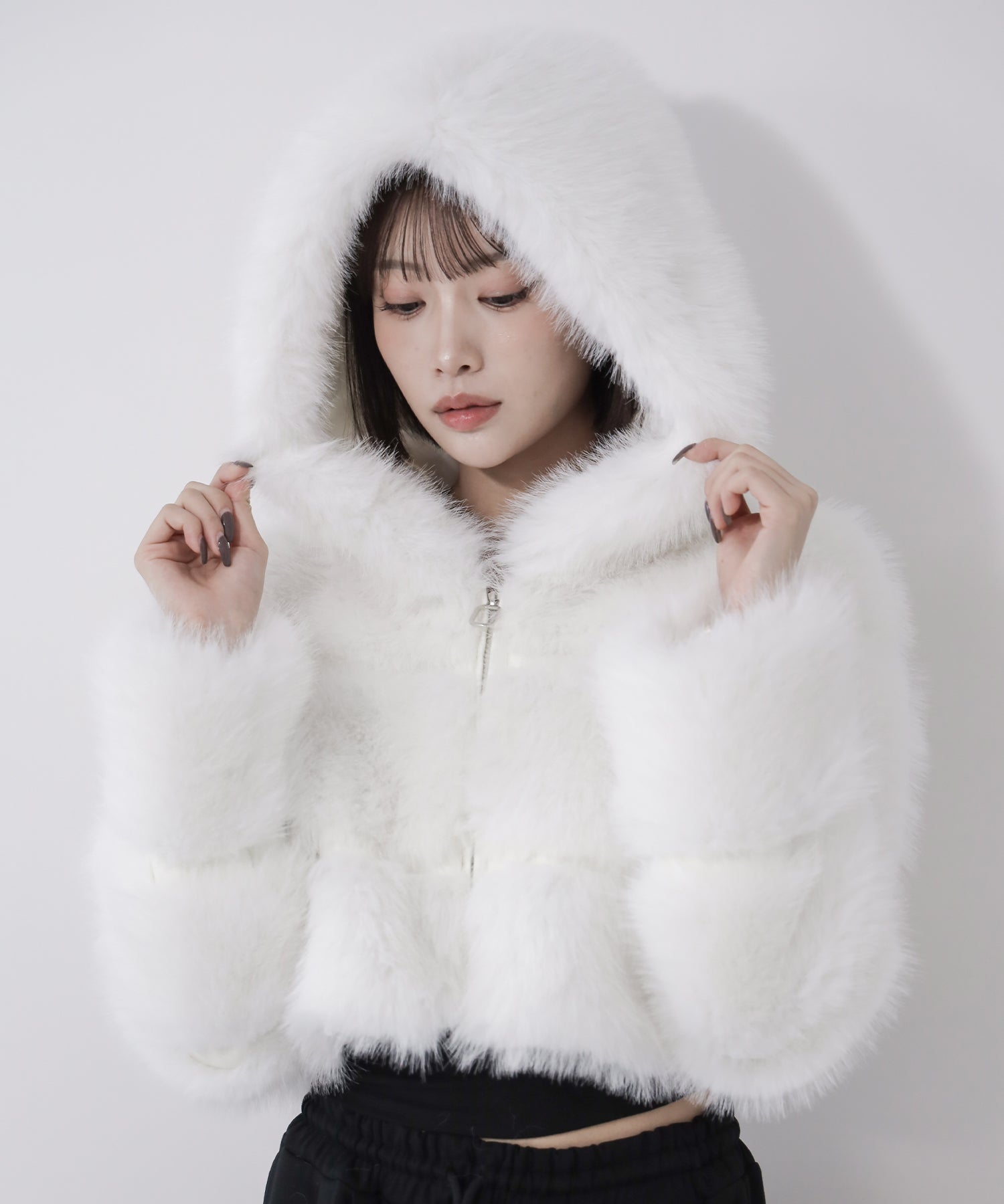 フェイクファーフーディショートコート / fake fur hoodie short coat