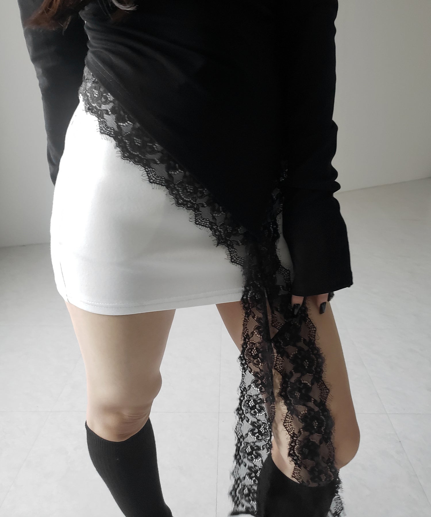 【 2color 】ワンショルダーレースドッキングアシンメトリートップス / one shoulder lace docking asymmetry tops